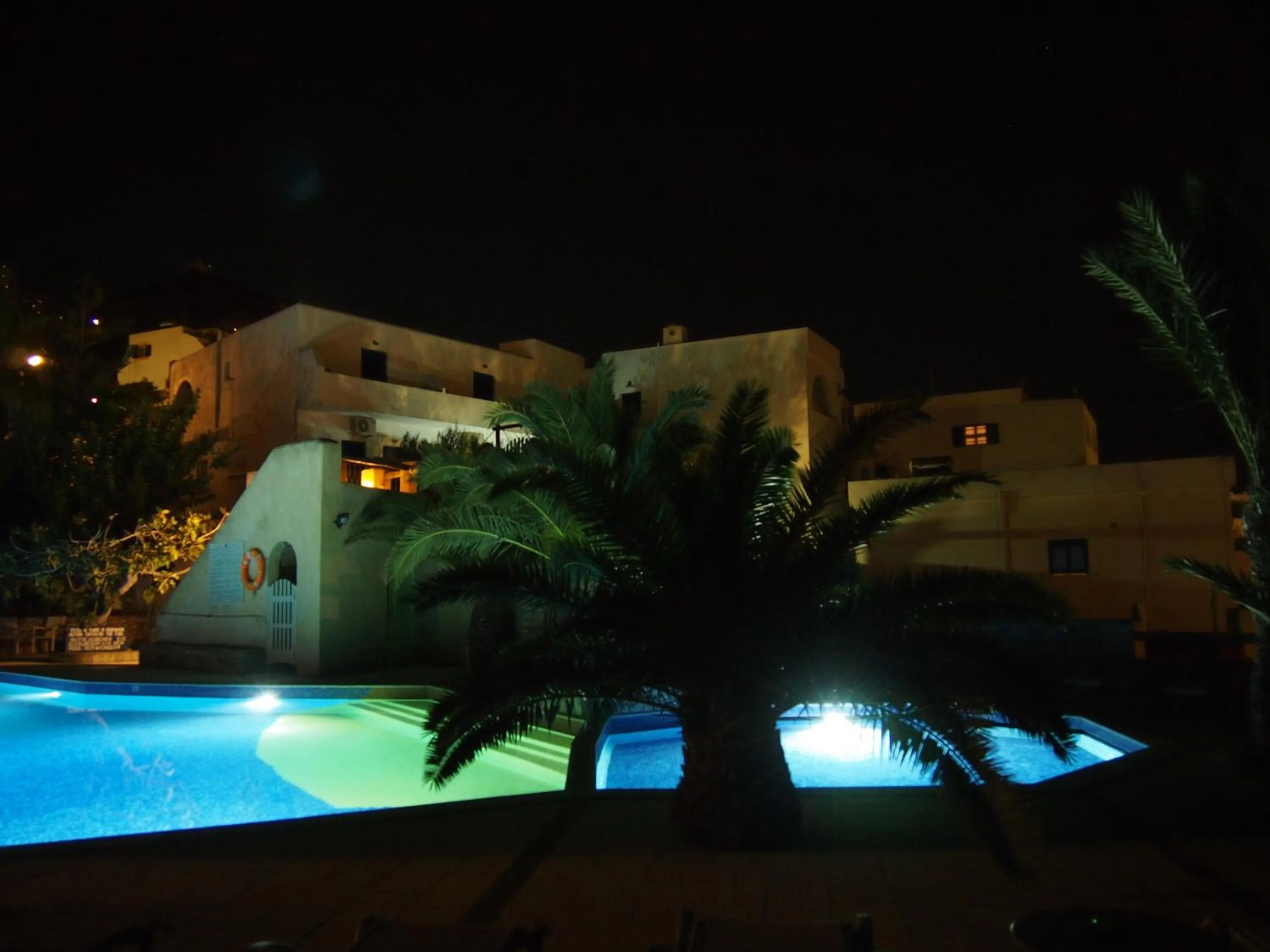 Decorative detail in Homer's Inn Hotel