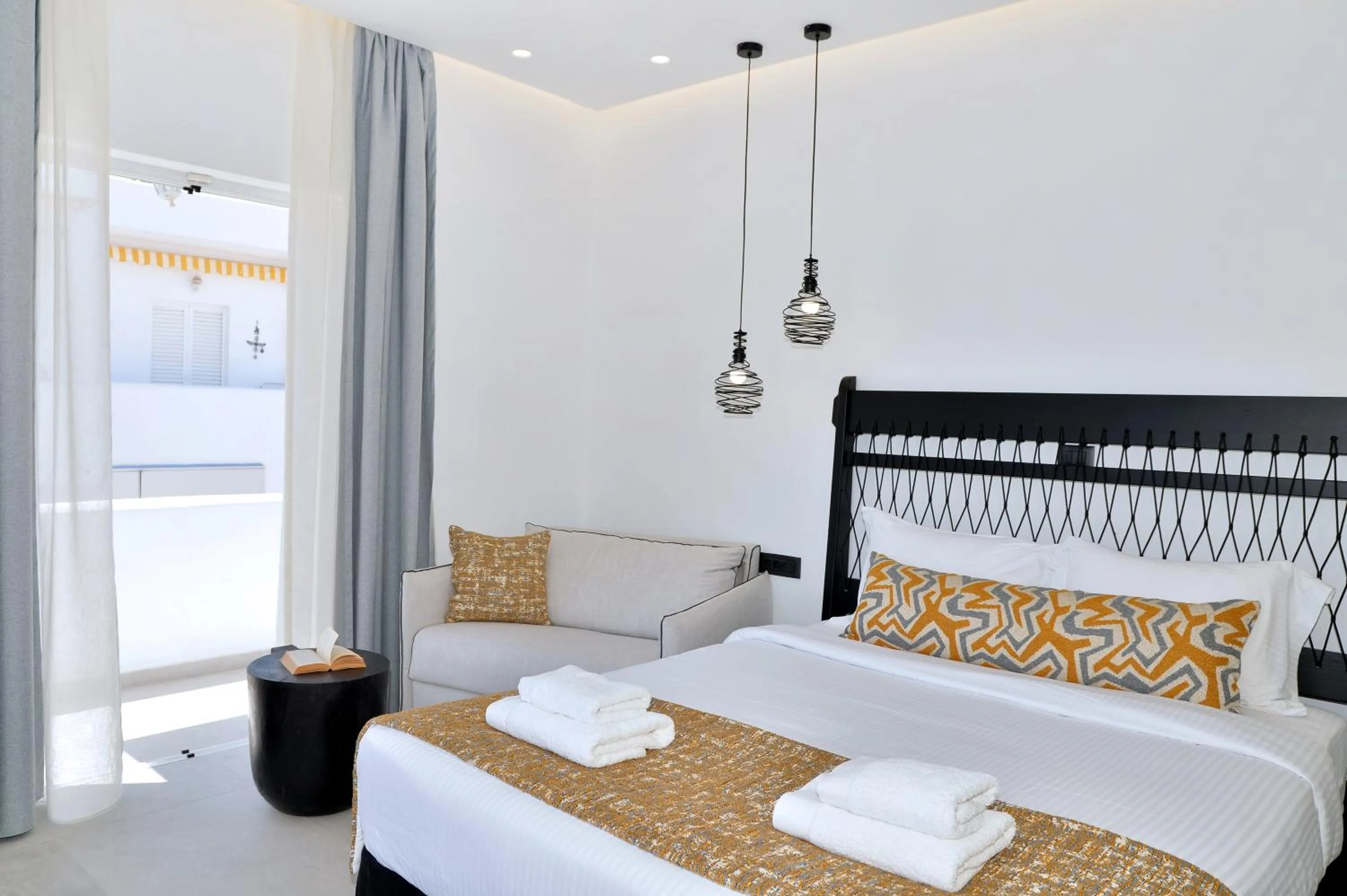 Bed in Yianna Hotel