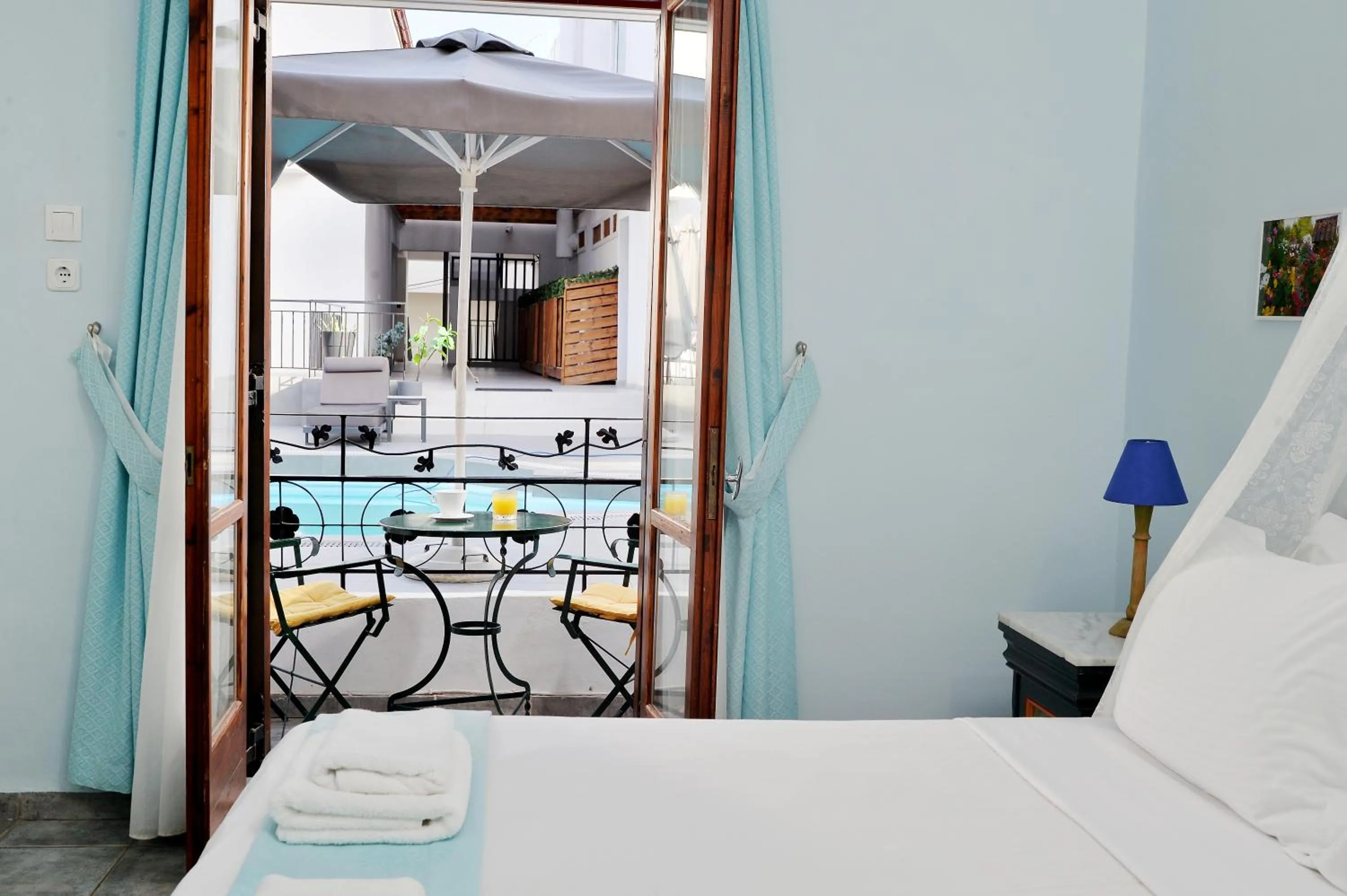 Photo of the whole room, Bed in Yianna Hotel