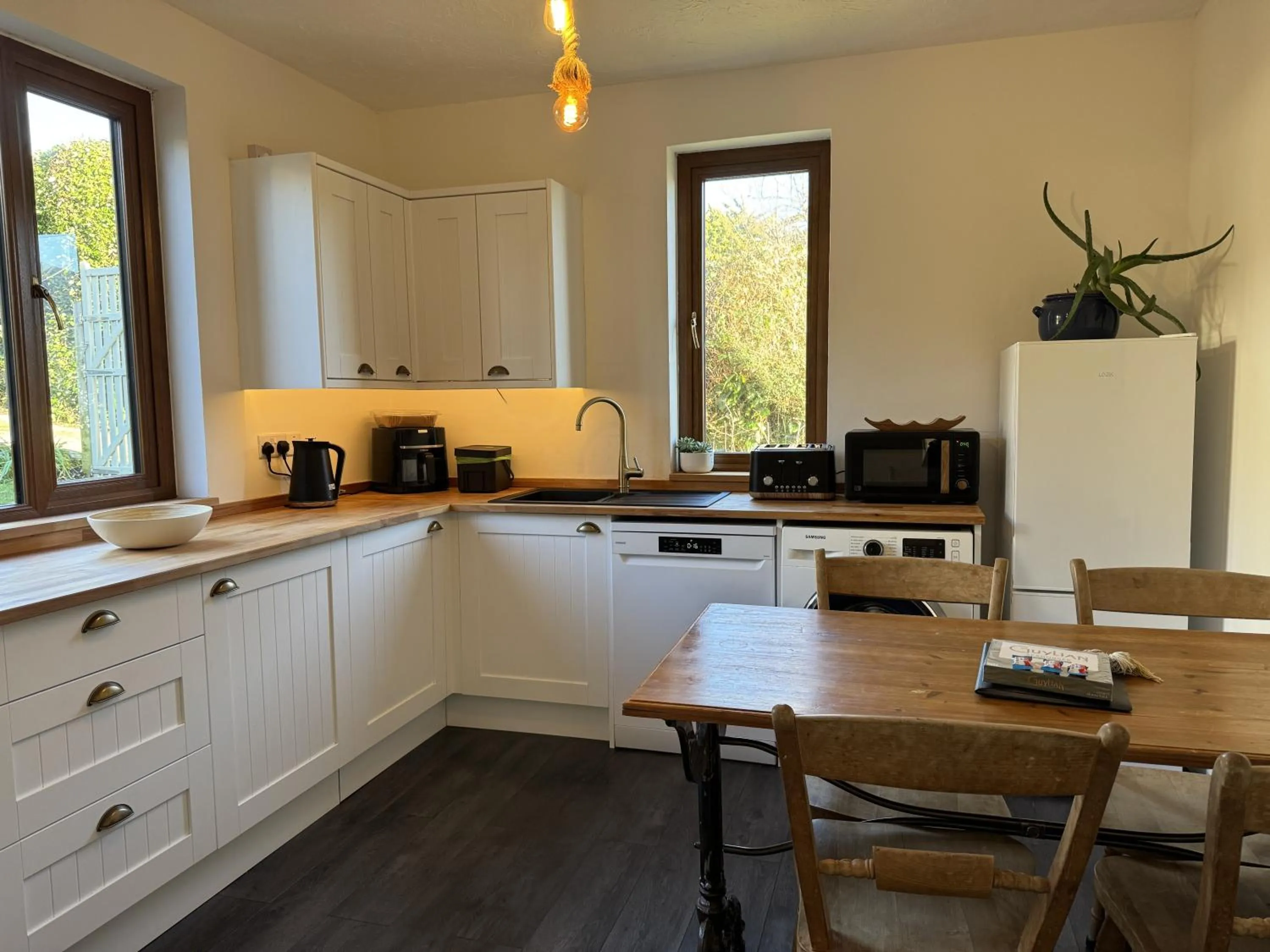 Kitchen or kitchenette in 3 Bed Ground Floor Apartment - Hot Tub Optional Upgrade