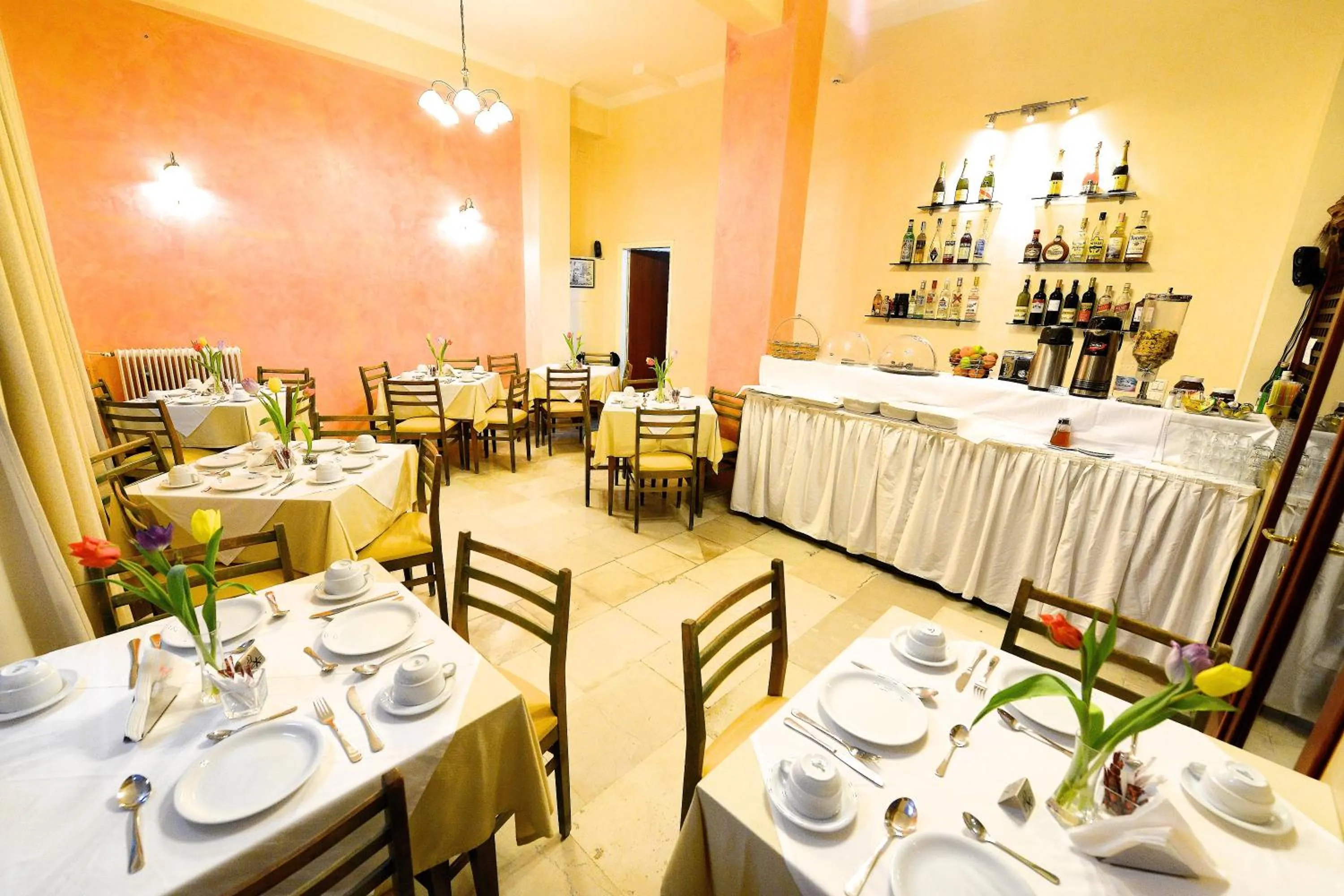 Lounge or bar in Hotel Dalia