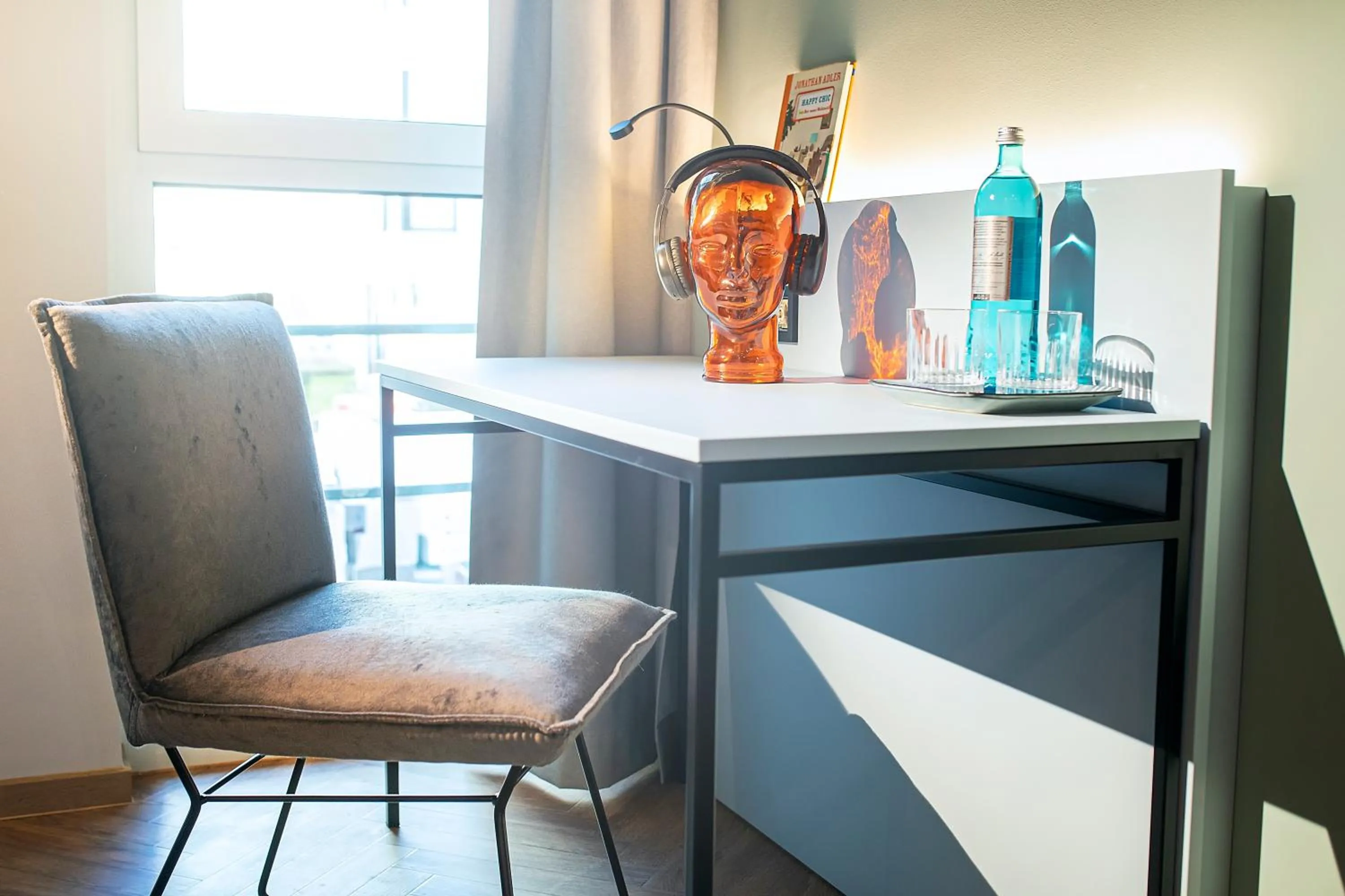 Photo of the whole room in LOGINN Hotel Waiblingen