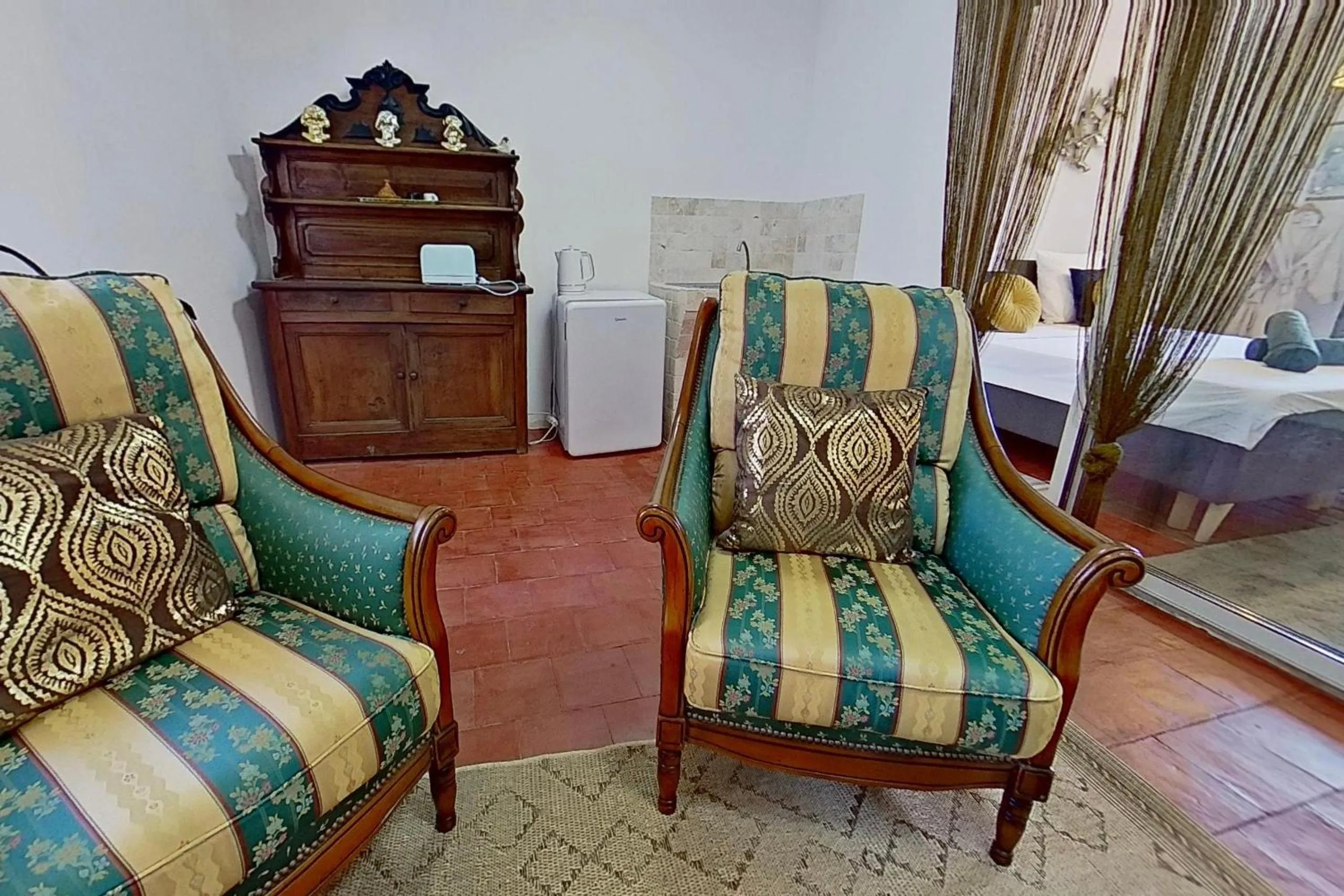 Bed in Les 2 Drôles d'Oiseaux