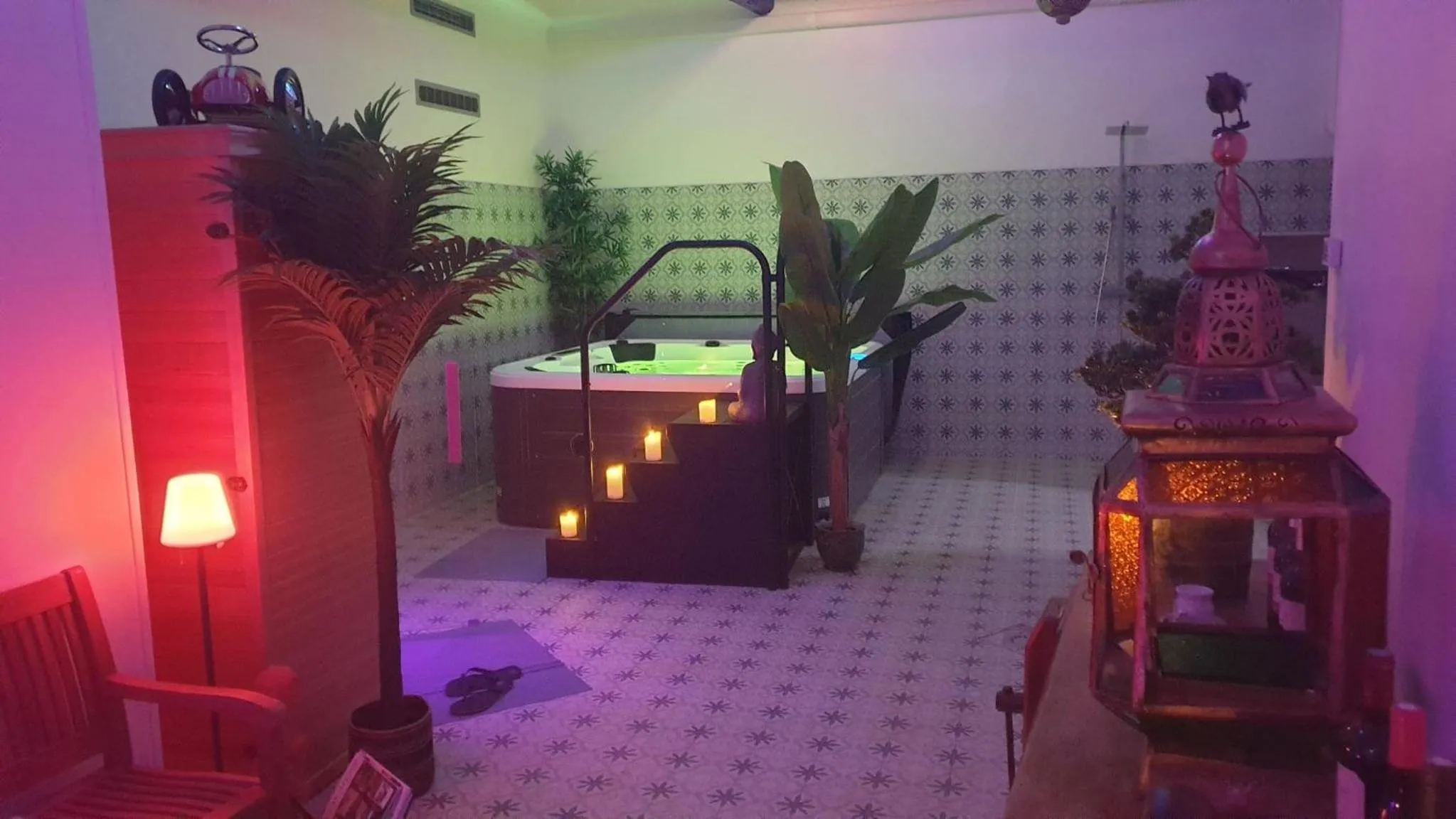 Spa and wellness centre/facilities in Les 2 Drôles d'Oiseaux