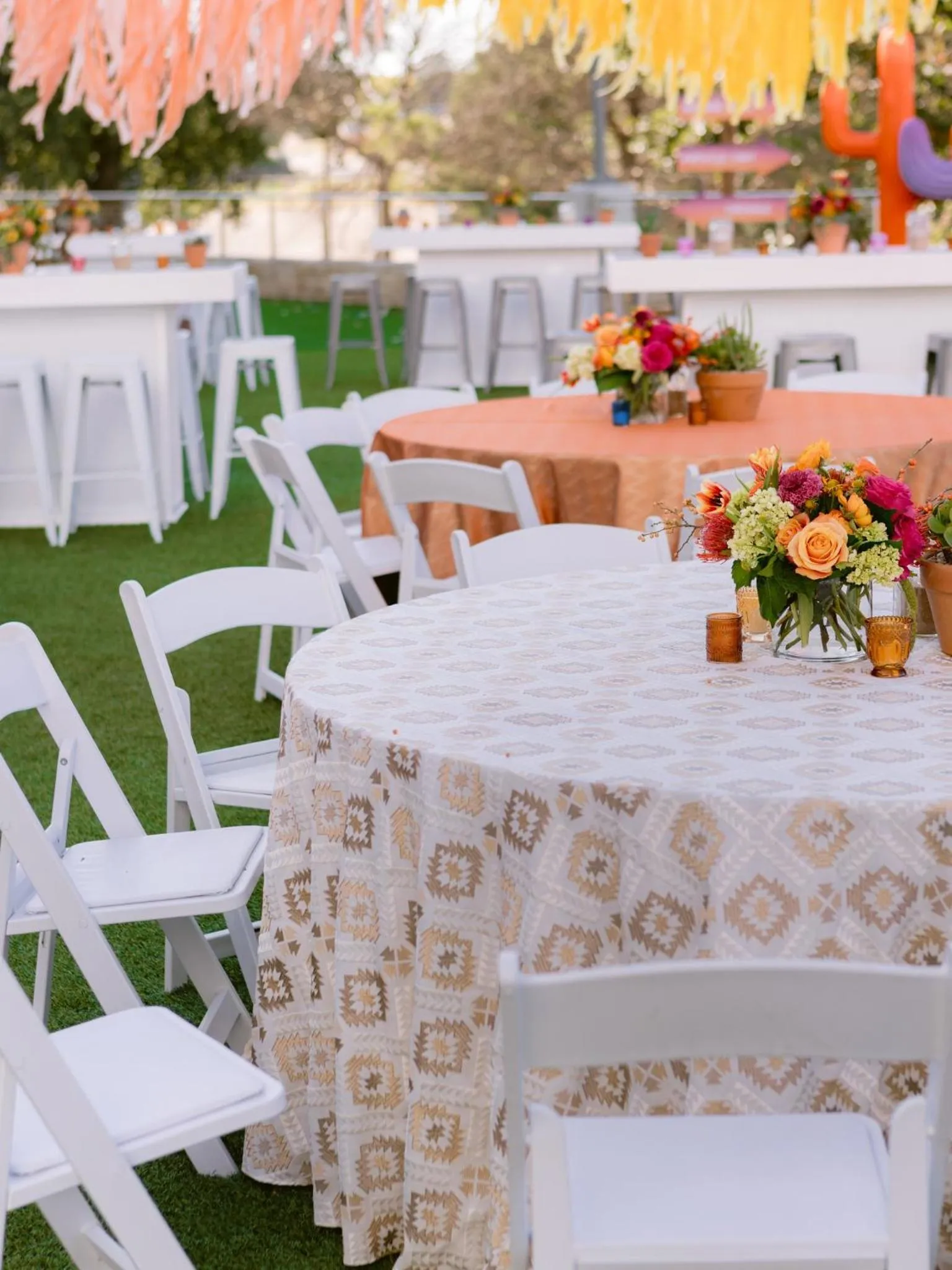 Property building in Loews Arlington Hotel