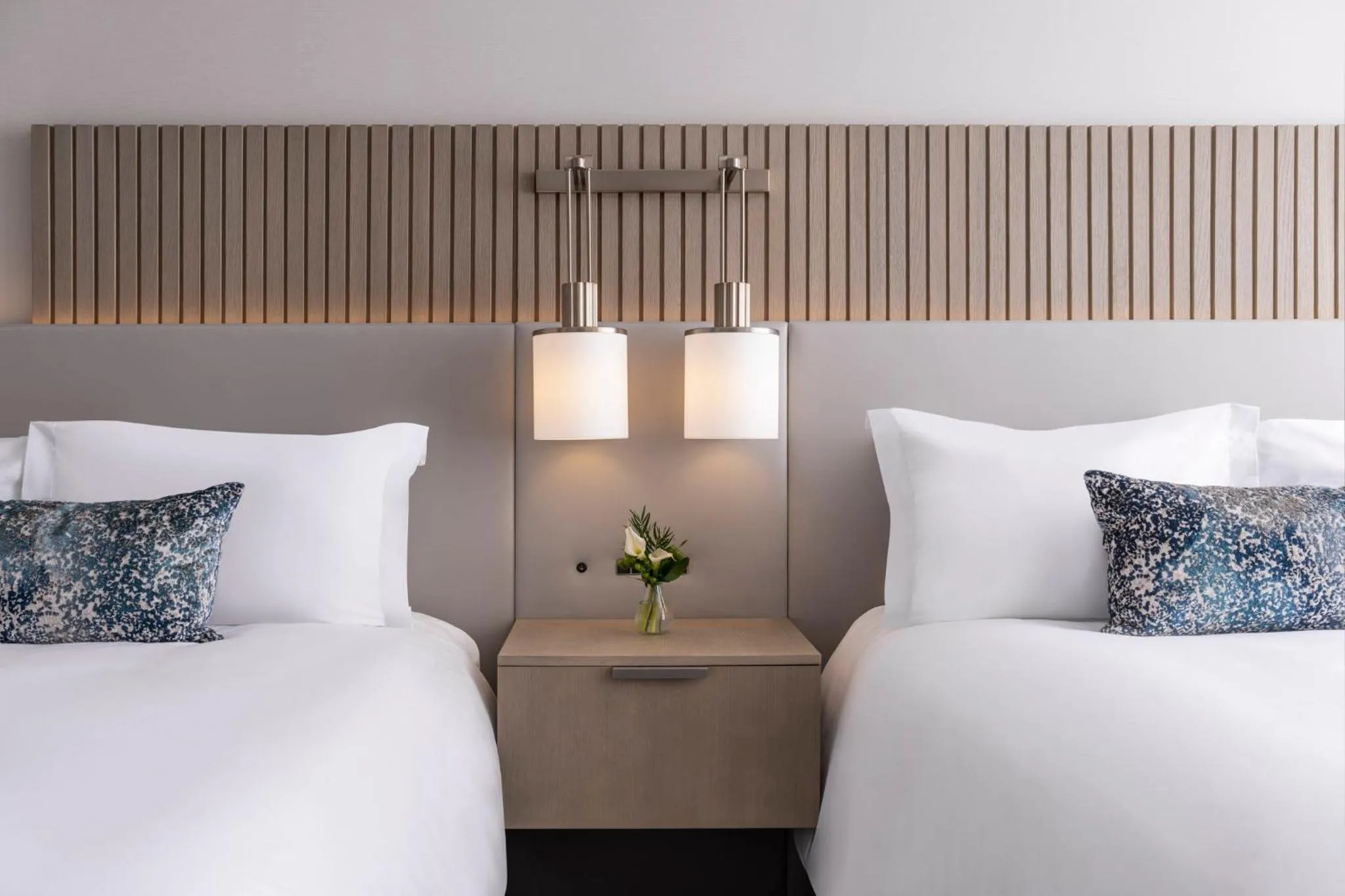 Bedroom, Bed in Loews Arlington Hotel