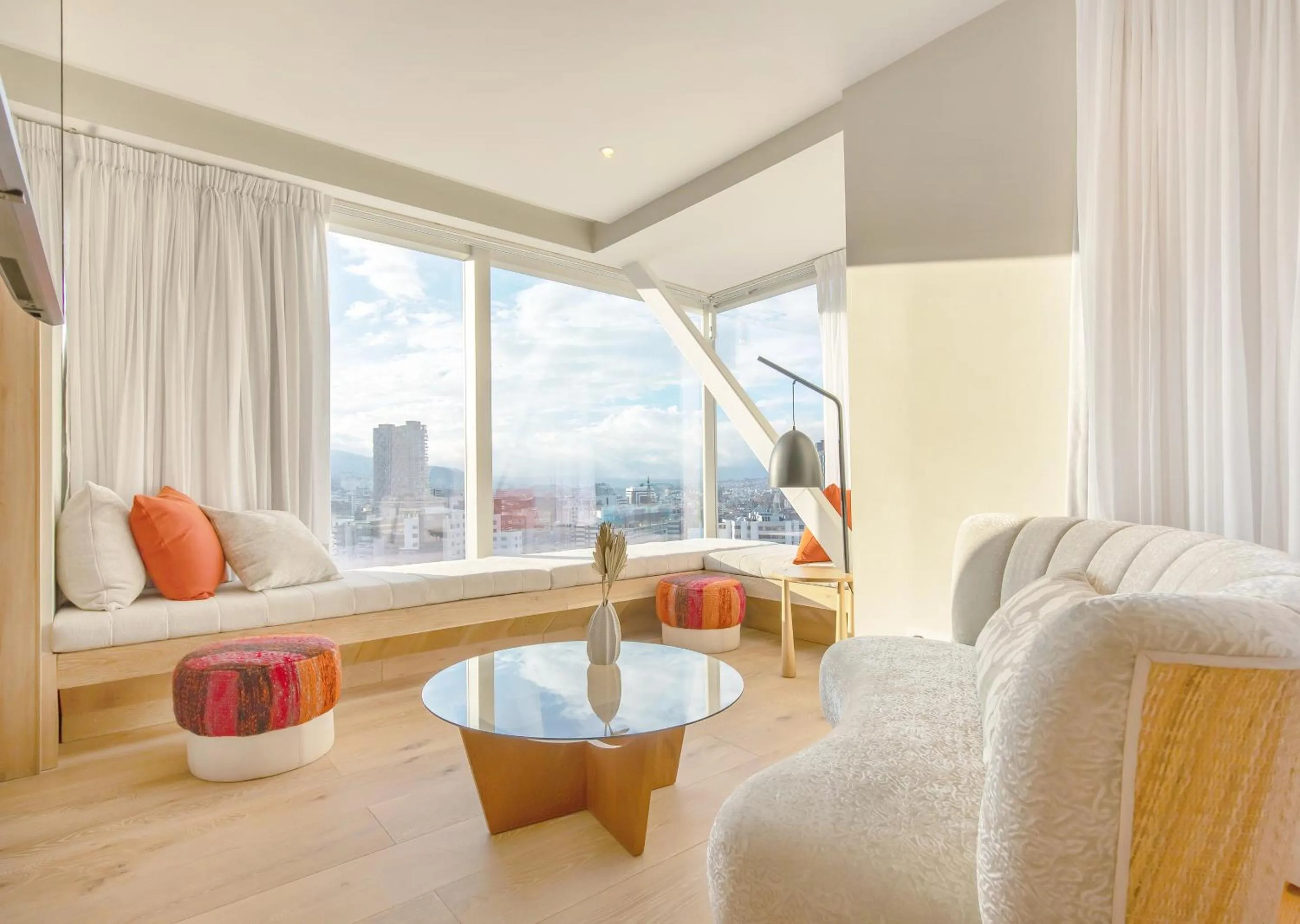 TV and multimedia in GO Quito Hotel