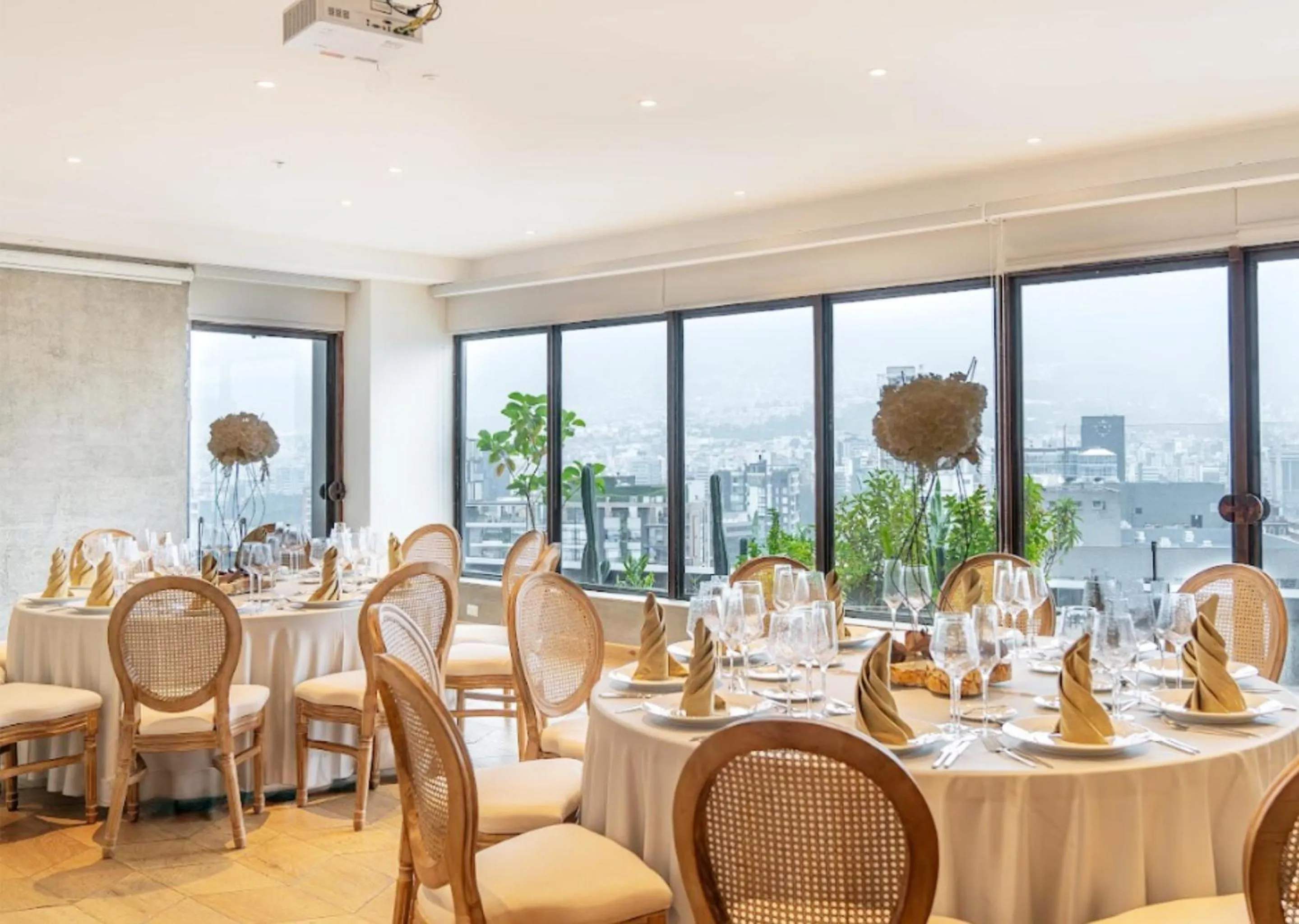 Banquet/Function facilities in GO Quito Hotel