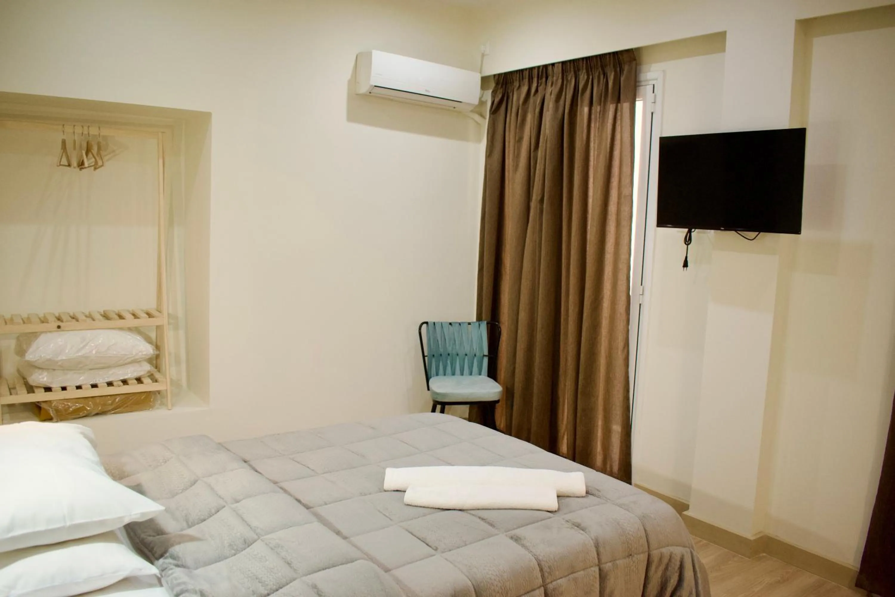 Bed in Nafsika Hotel Athens Centre