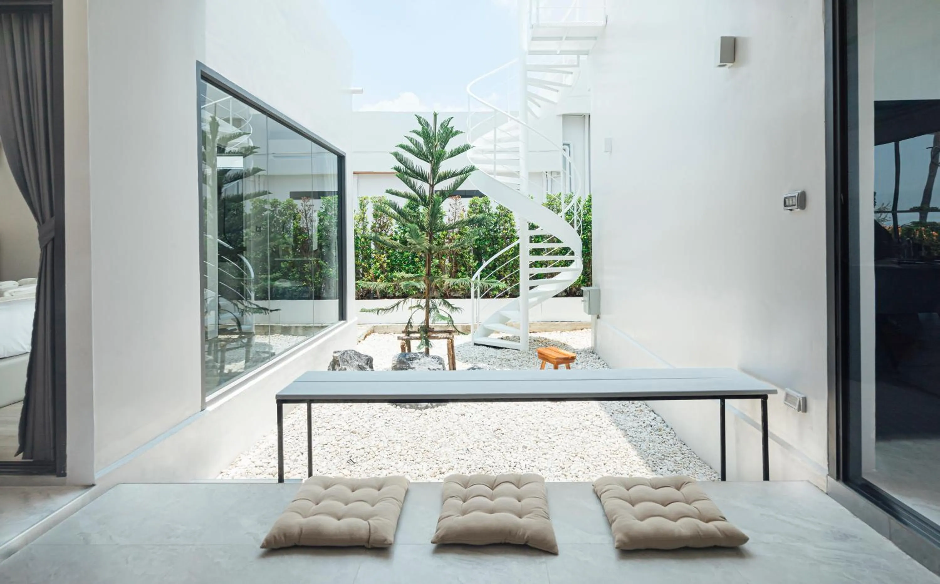 Garden in Sea Season Pool Villa Pattaya