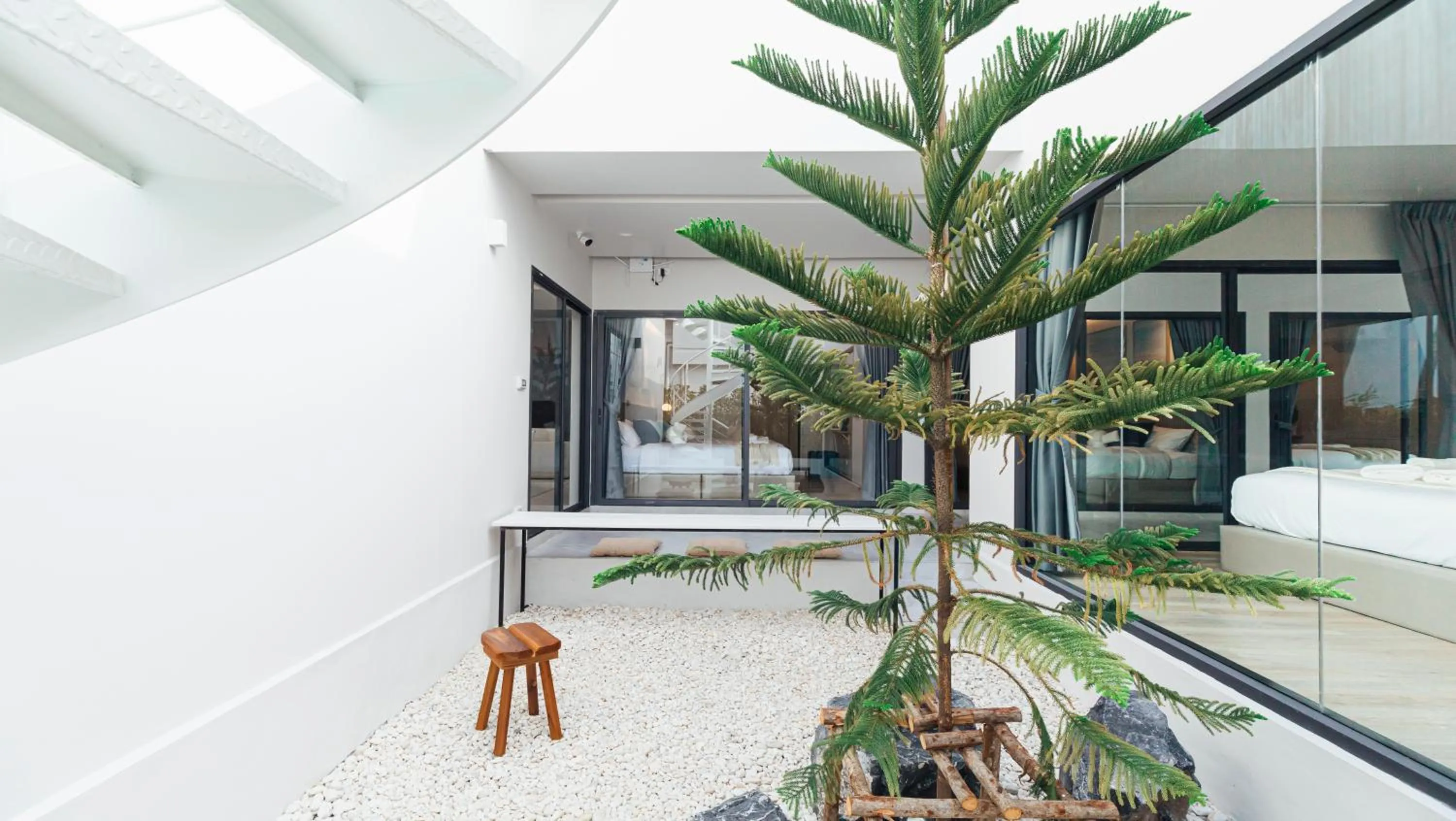 Garden in Sea Season Pool Villa Pattaya