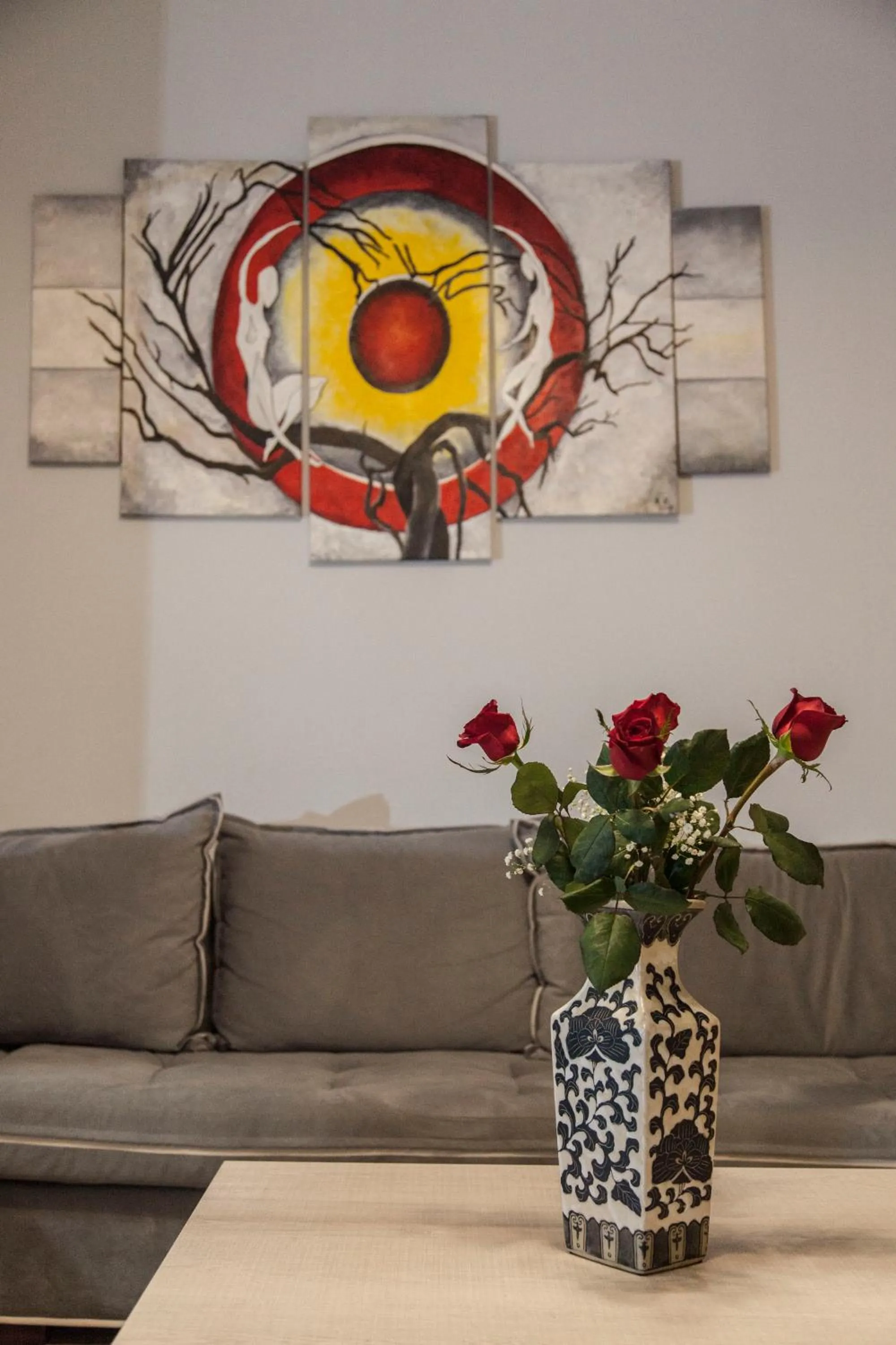 Decorative detail in Casa Kasteli