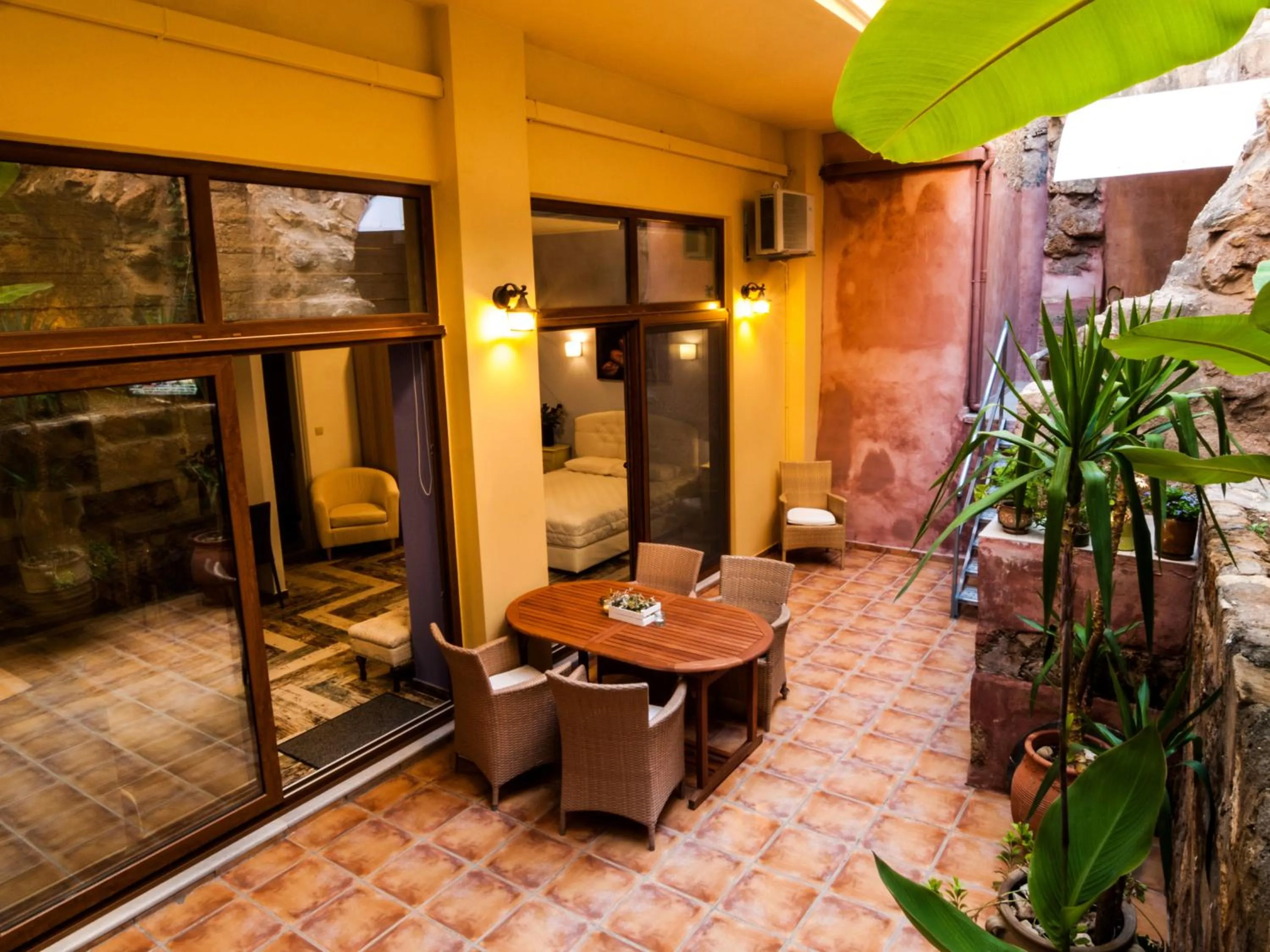 Balcony/Terrace in KasteliSuites