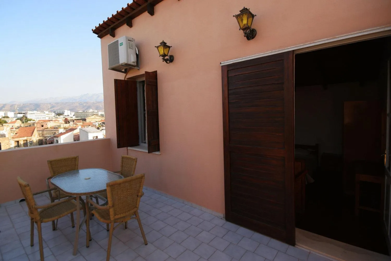 Balcony/Terrace in KasteliSuites