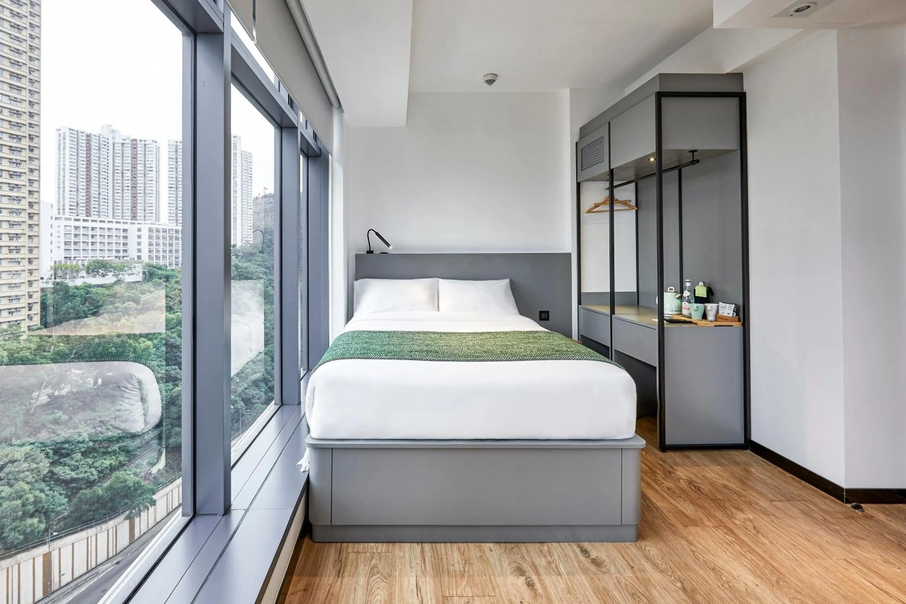 Photo of the whole room, Bed in Urbanwood Ap Lei Chau