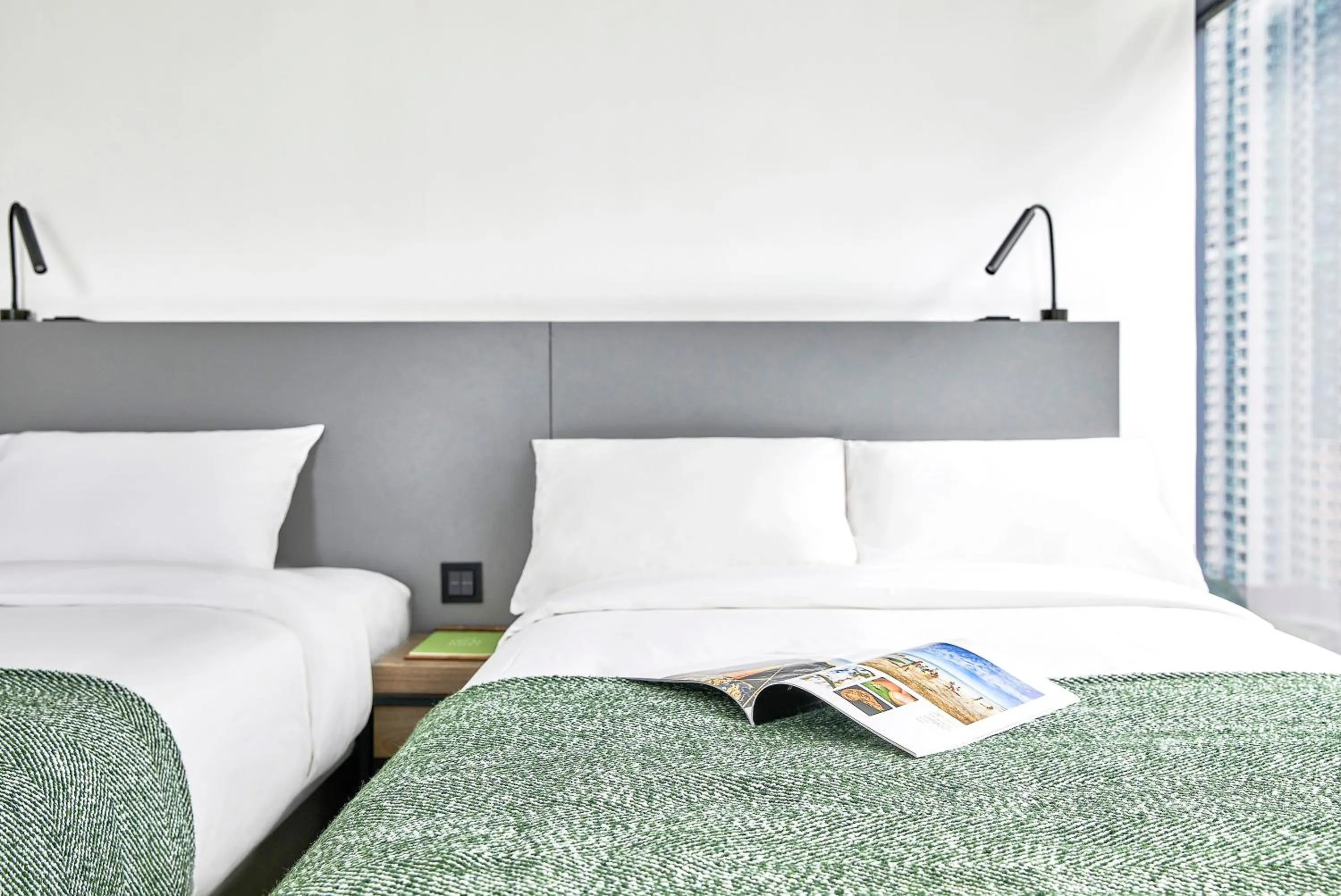 Photo of the whole room, Bed in Urbanwood Ap Lei Chau