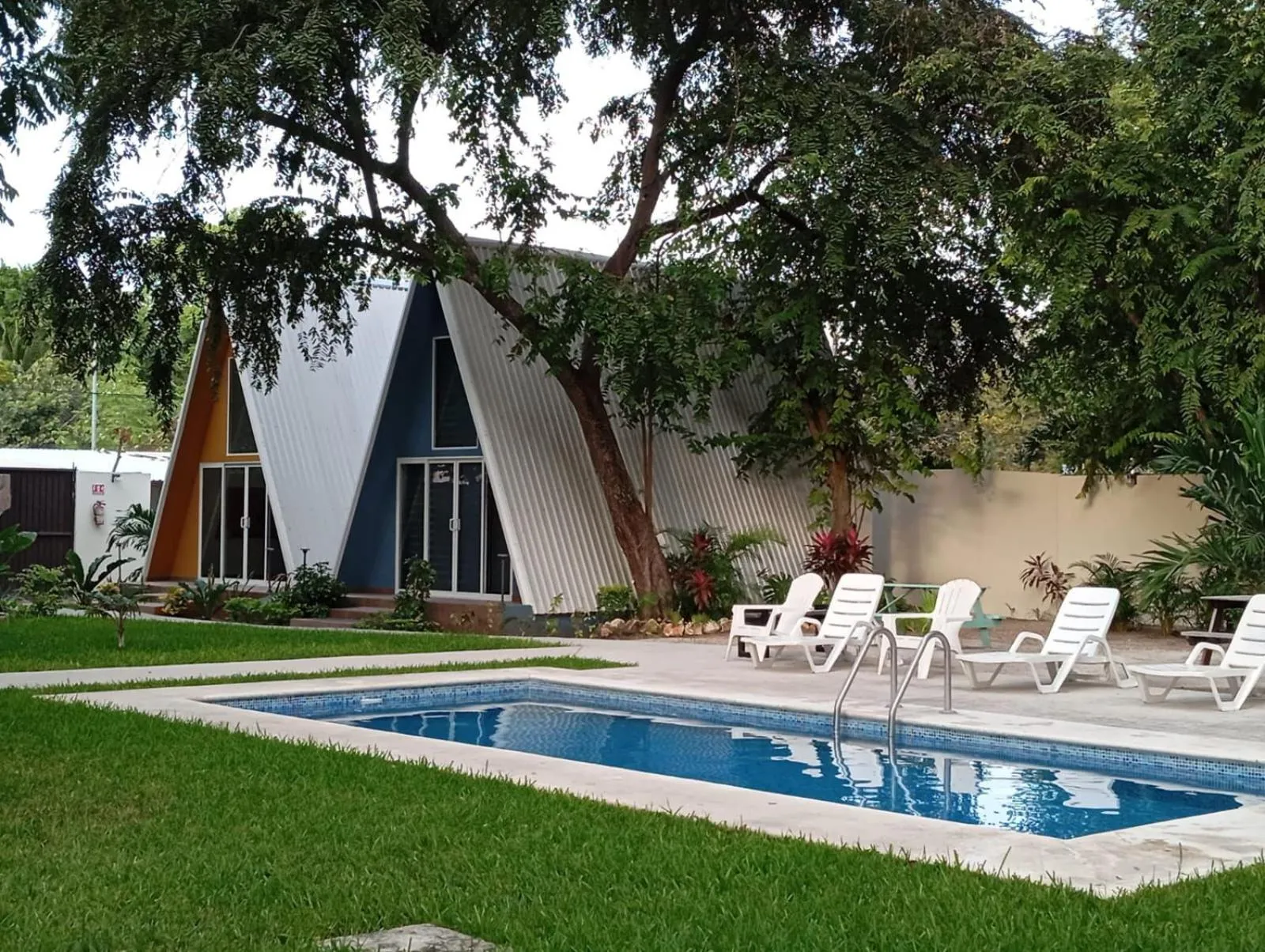 HOTEL ISLA