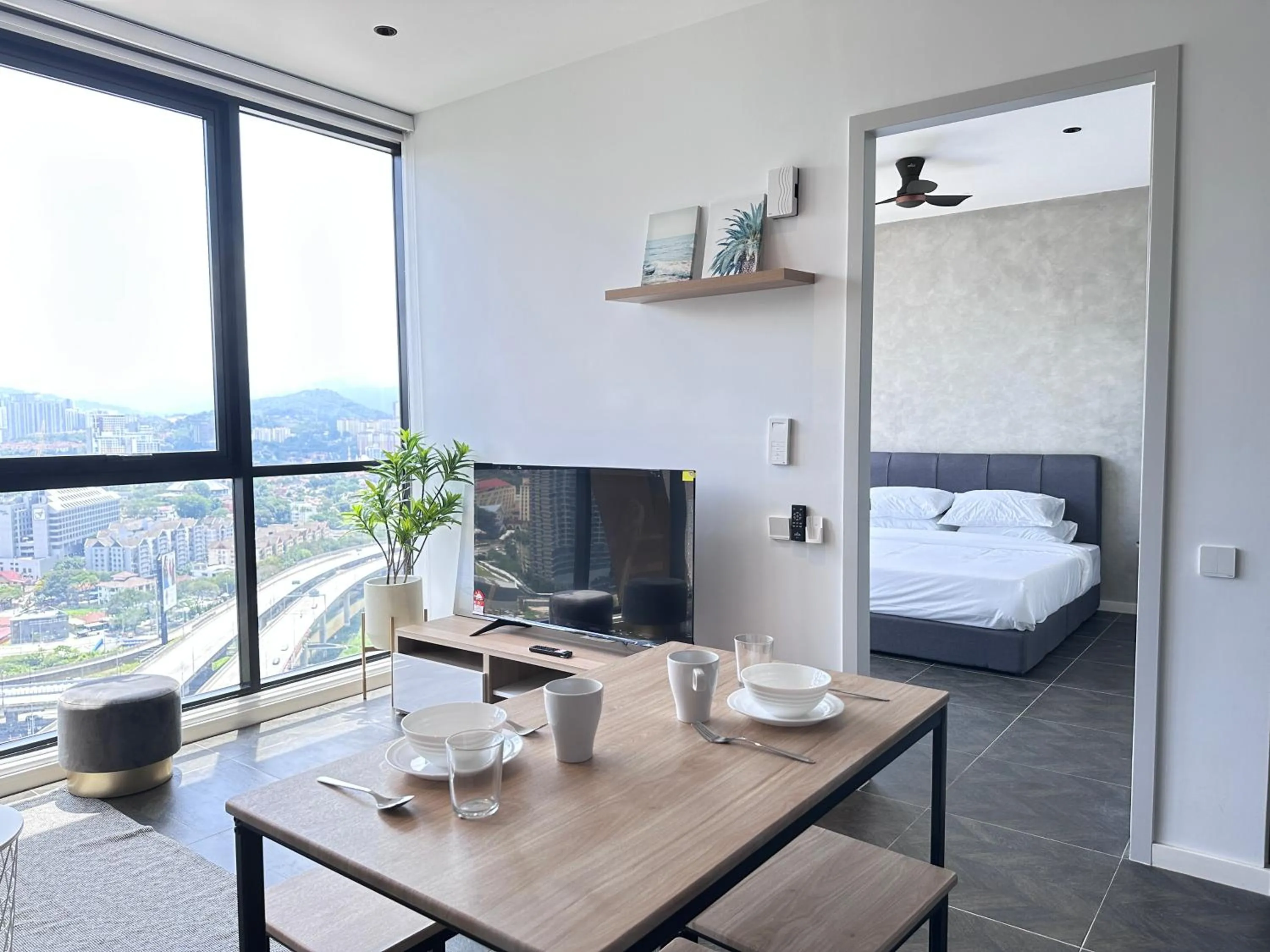 Bed in Scarletz Suites KLCC Twin Tower by Purple Orchid