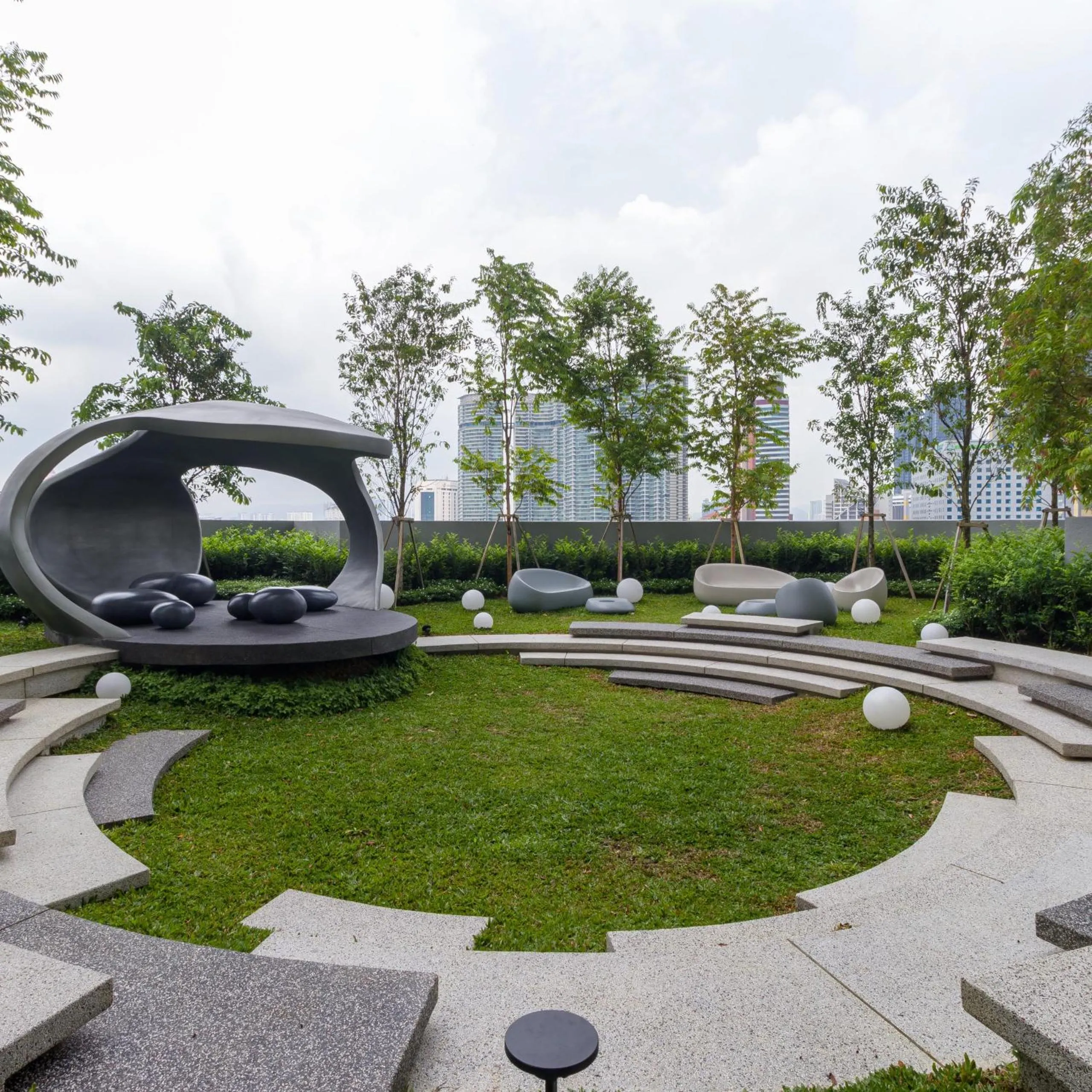 Garden in Scarletz Suites KLCC Twin Tower by Purple Orchid