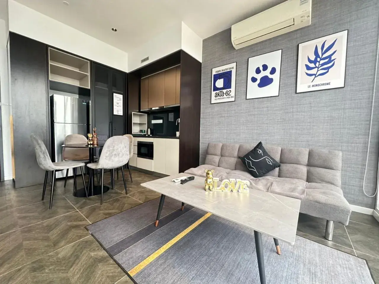 One-Bedroom Suite in Scarletz Suites KLCC Twin Tower by Purple Orchid One-Bedroom Suite in Scarletz Suites KLCC Twin Tower by Purple Orchid