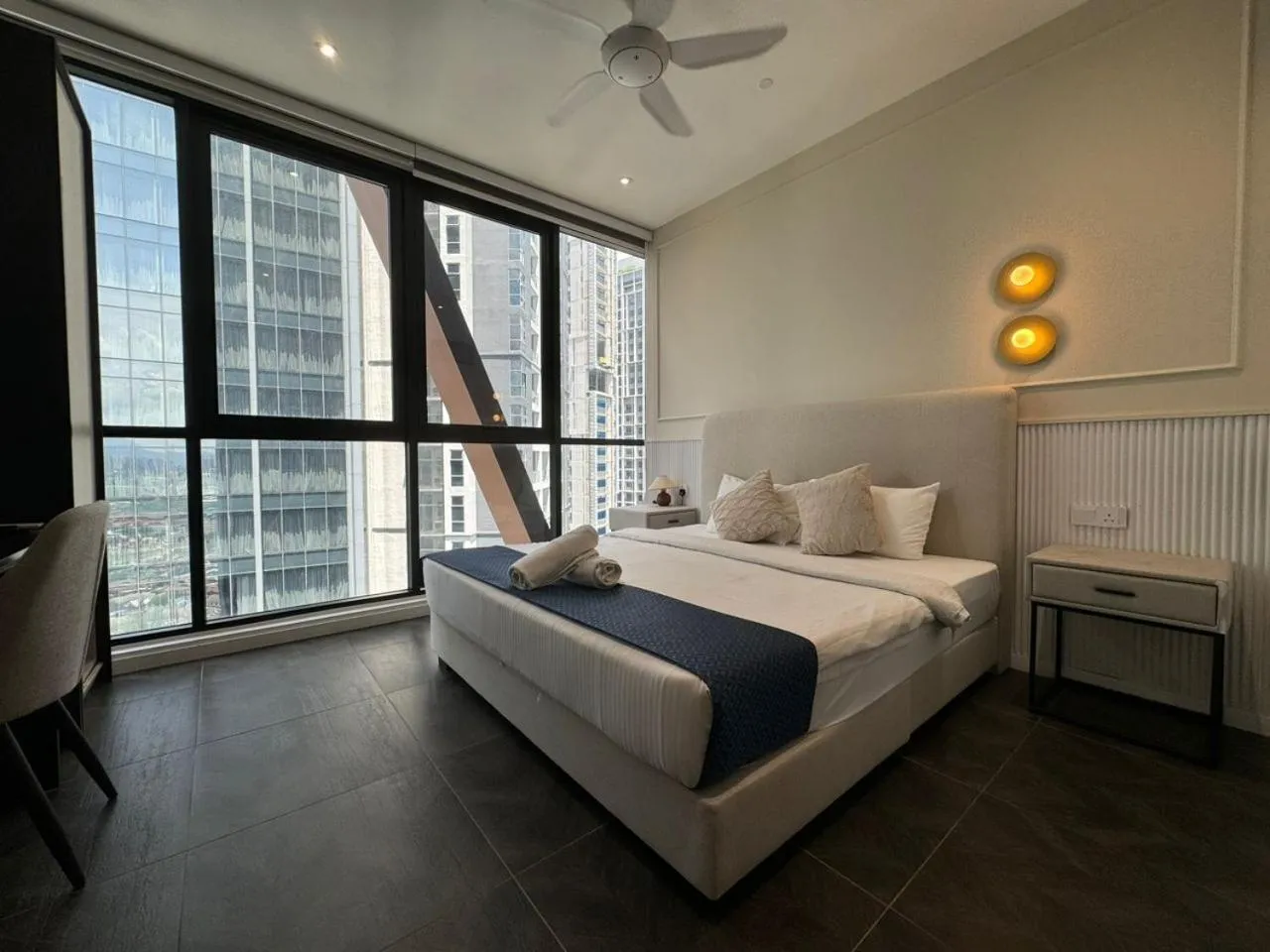 Bed in Scarletz Suites KLCC Twin Tower by Purple Orchid