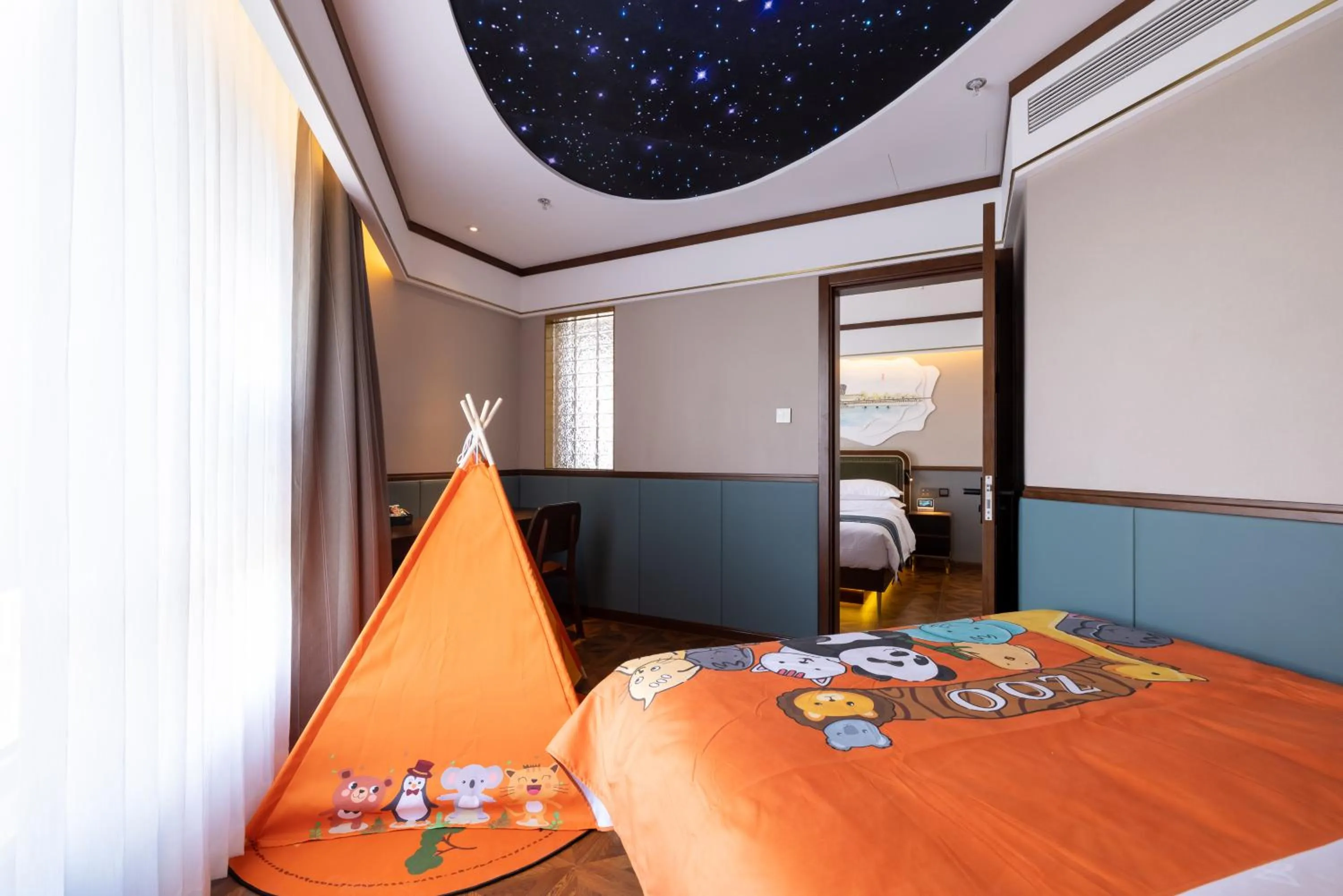 Bedroom, Bed in Nost algia S Hotel Beijing Liangxiang University Town