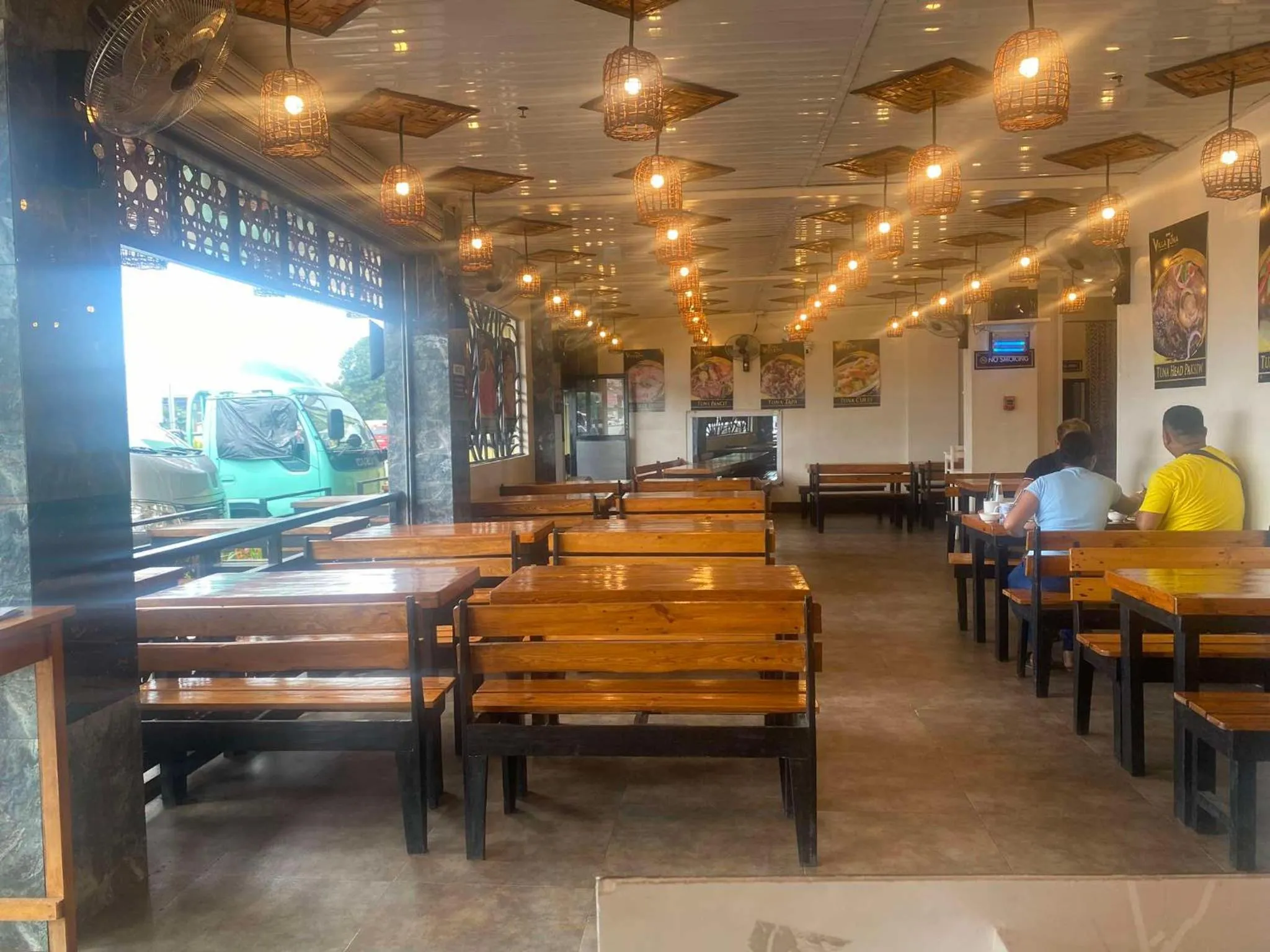 Restaurant/places to eat in FB Budgetel Suites