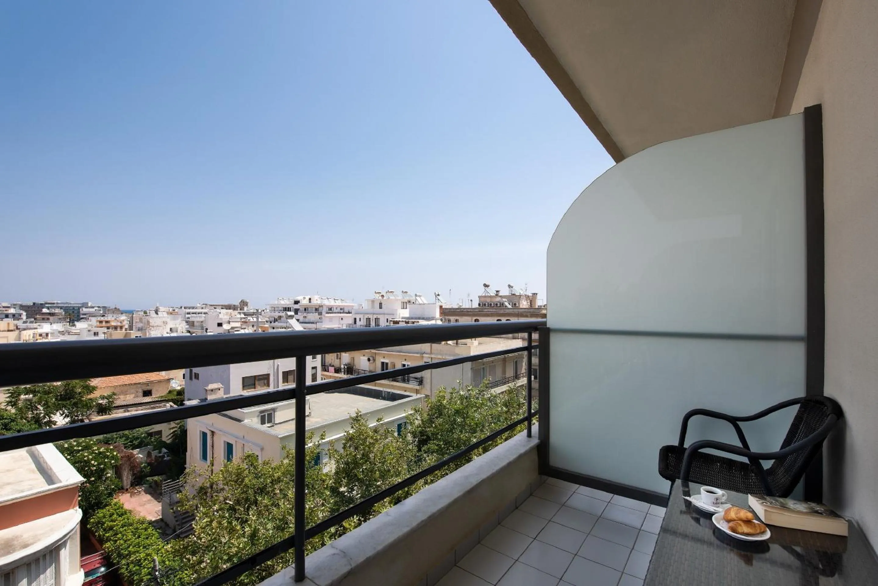 Balcony/Terrace in Angela Downtown Hotel