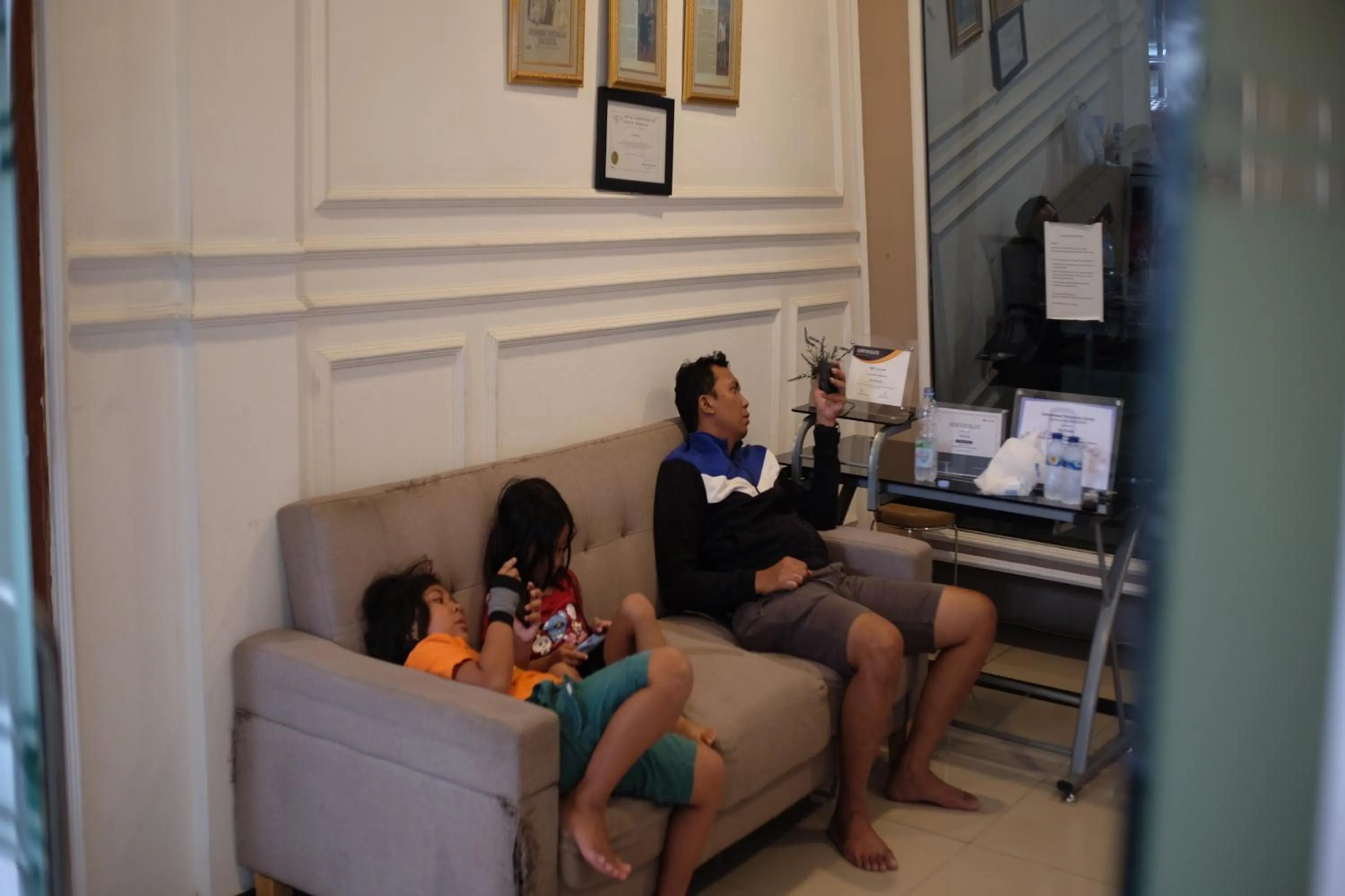 Seating area in Pondok Sabaraya Haji Juanda Cikampek Purwakarta