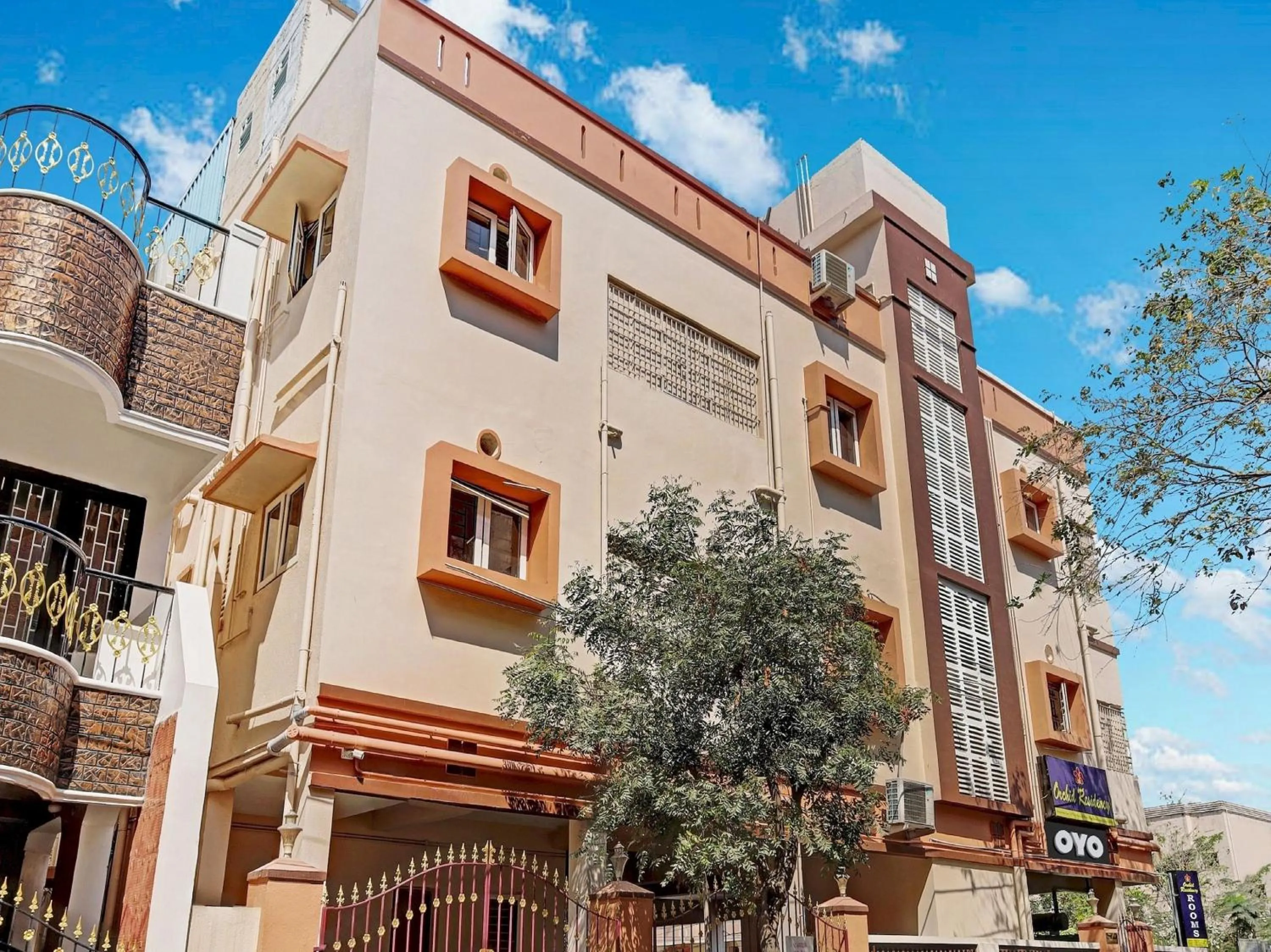 Facade/entrance in Collection O Orchid Residency Medavakkam