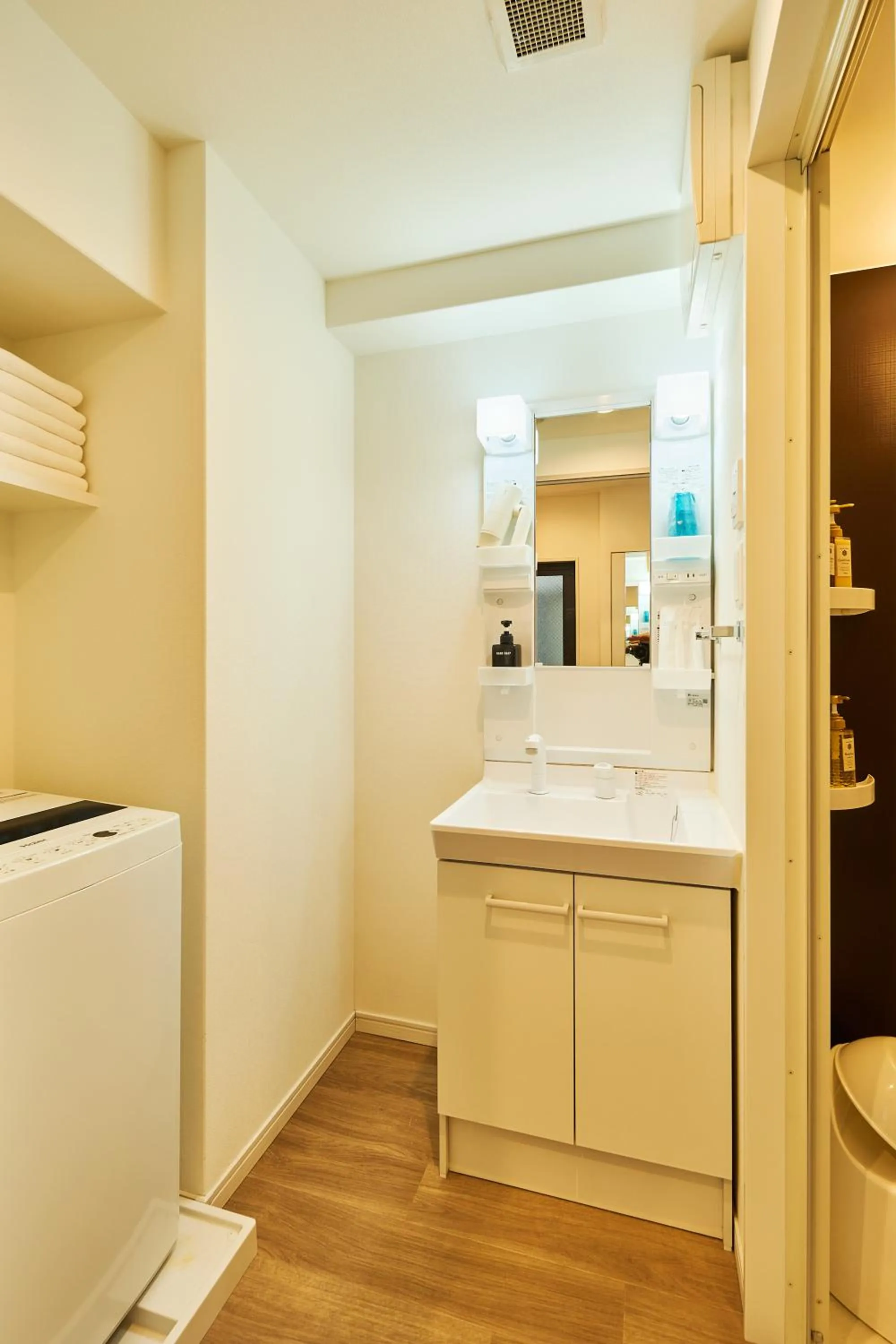 Bathroom in ALFACIO RIVERSIDE STAY HAKATA