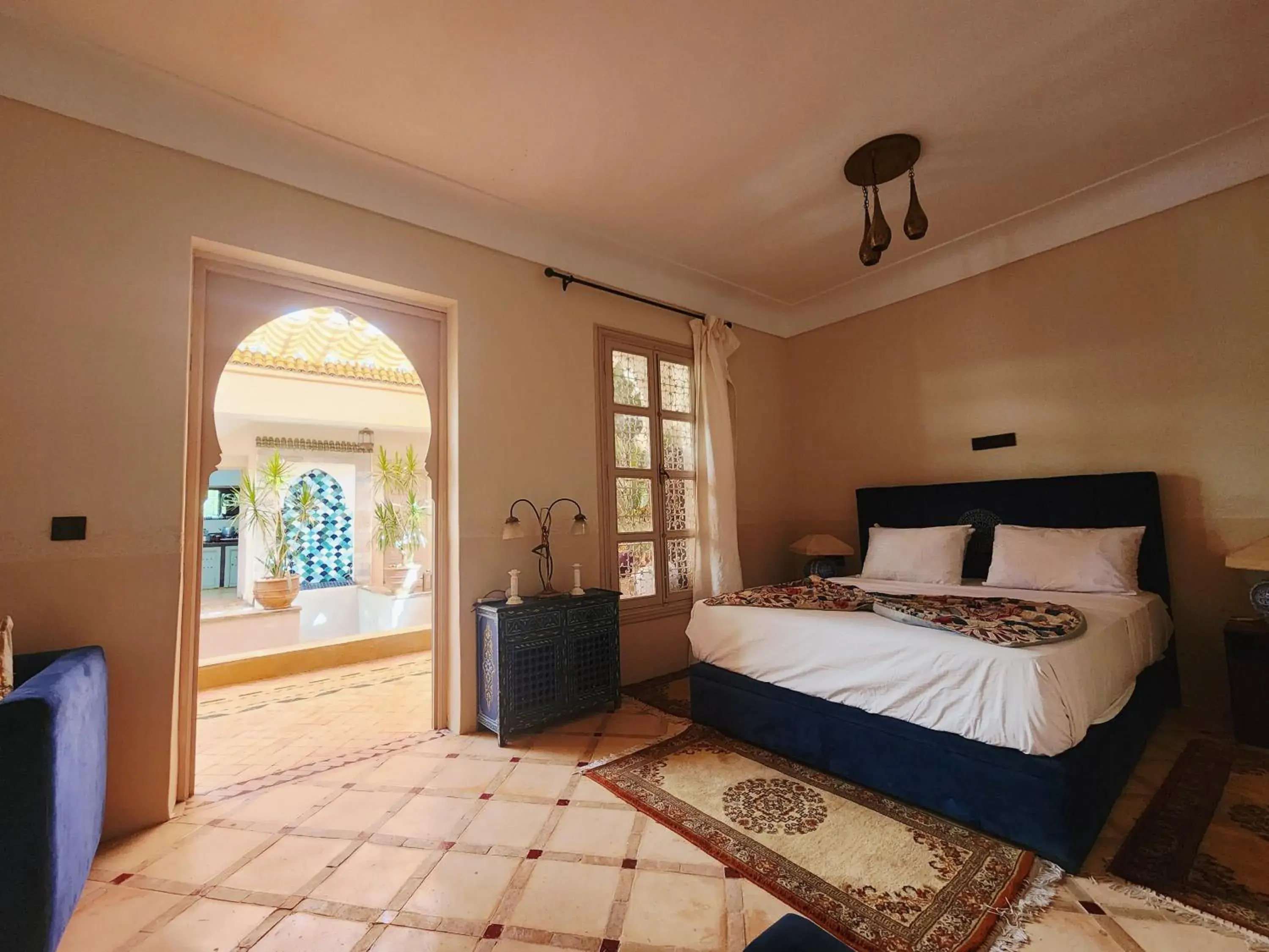 Double Room with Private Bathroom in Riad salix d'agafay Double Room with Private Bathroom in Riad salix d'agafay