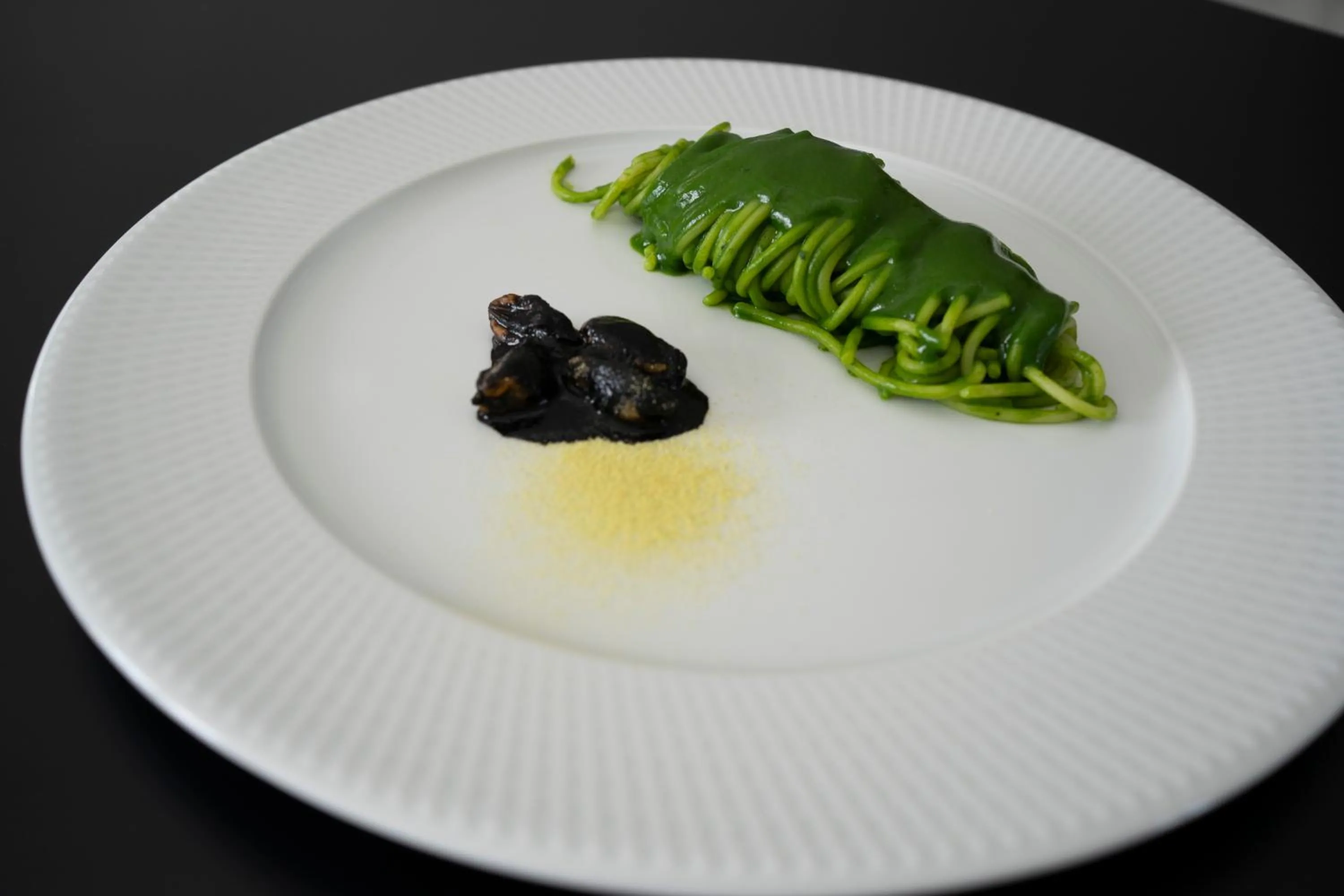 Restaurant/places to eat in PM Hotel