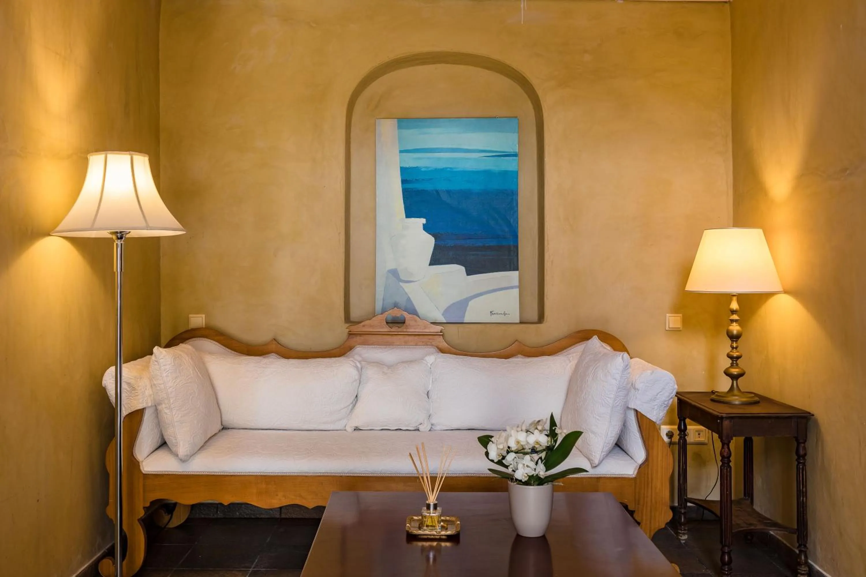 Living room in Zannos Melathron