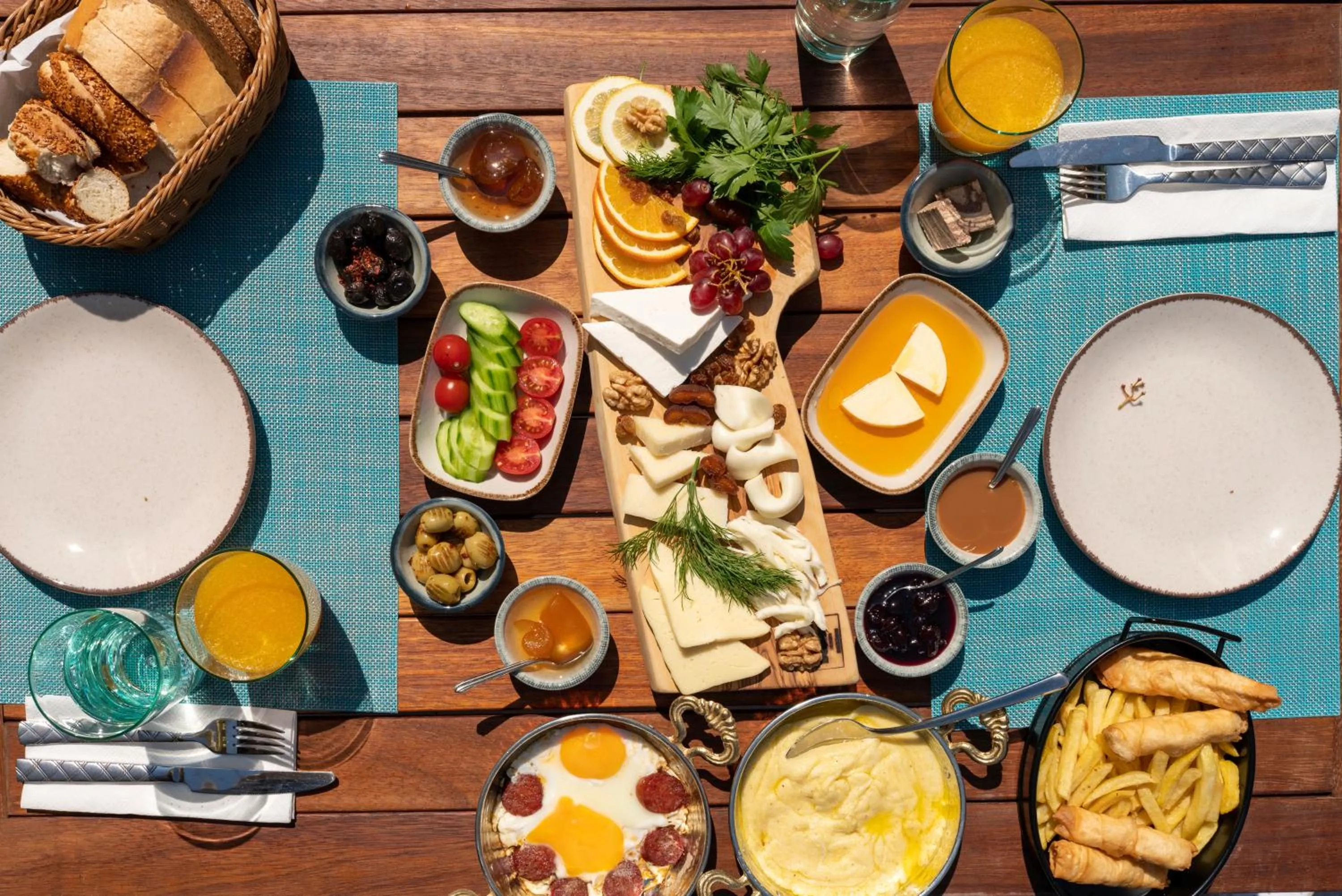 Restaurant/places to eat in Sezz Hotels Spa Wellness Yalikavak Adult Only