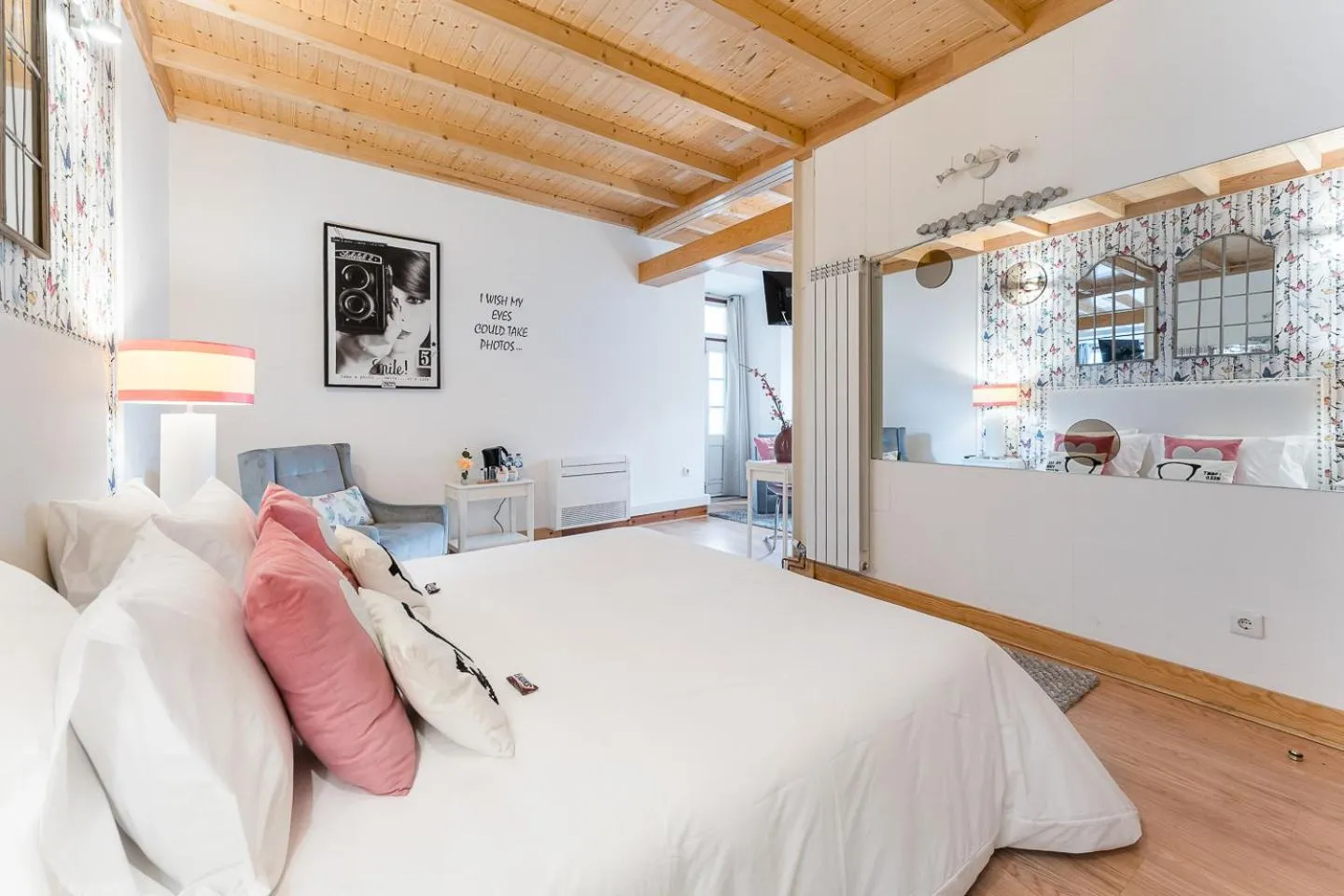 Bed in R3 Service - Five Senses in Coimbra