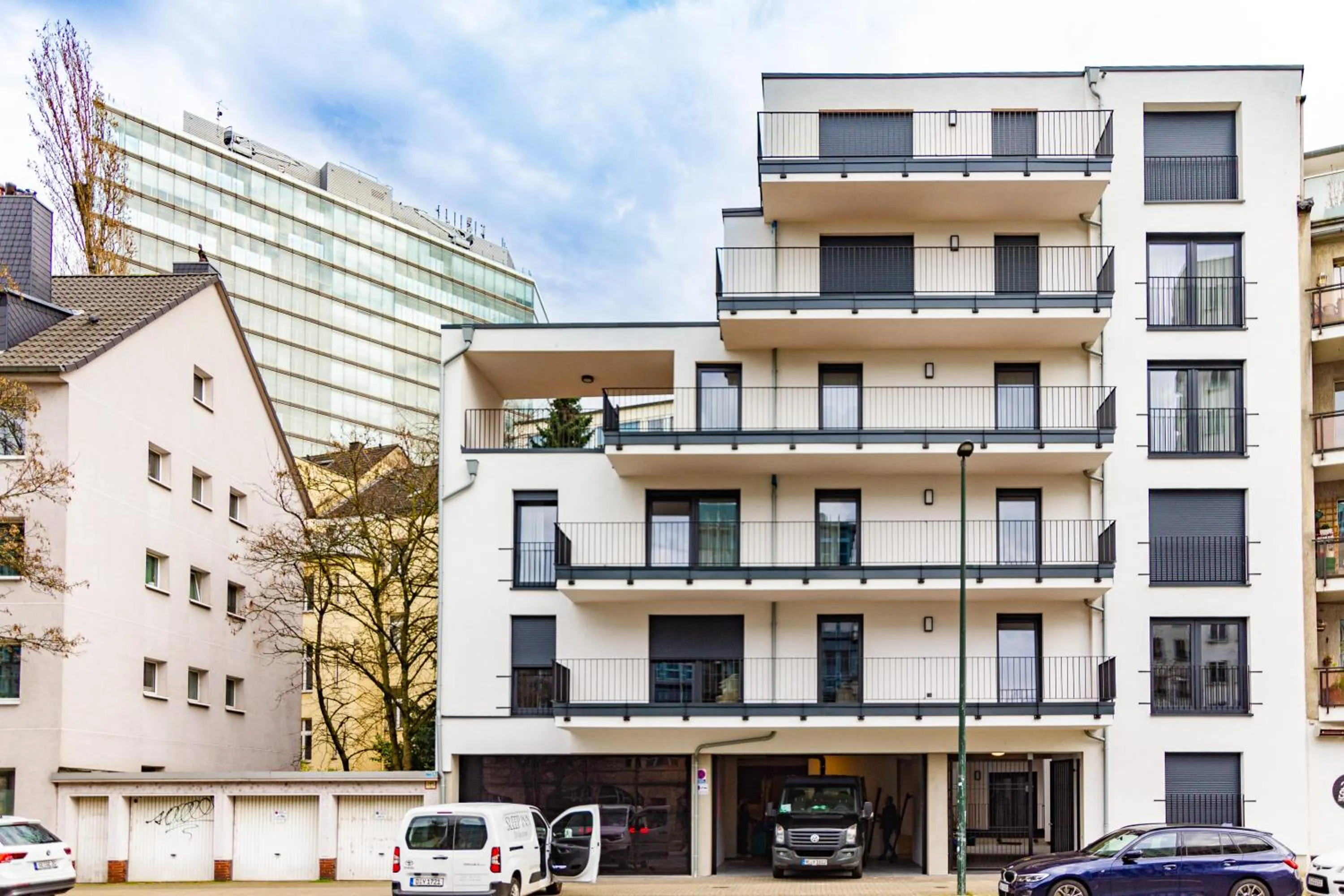 Property building in Sleep Inn Medienhafen Suites