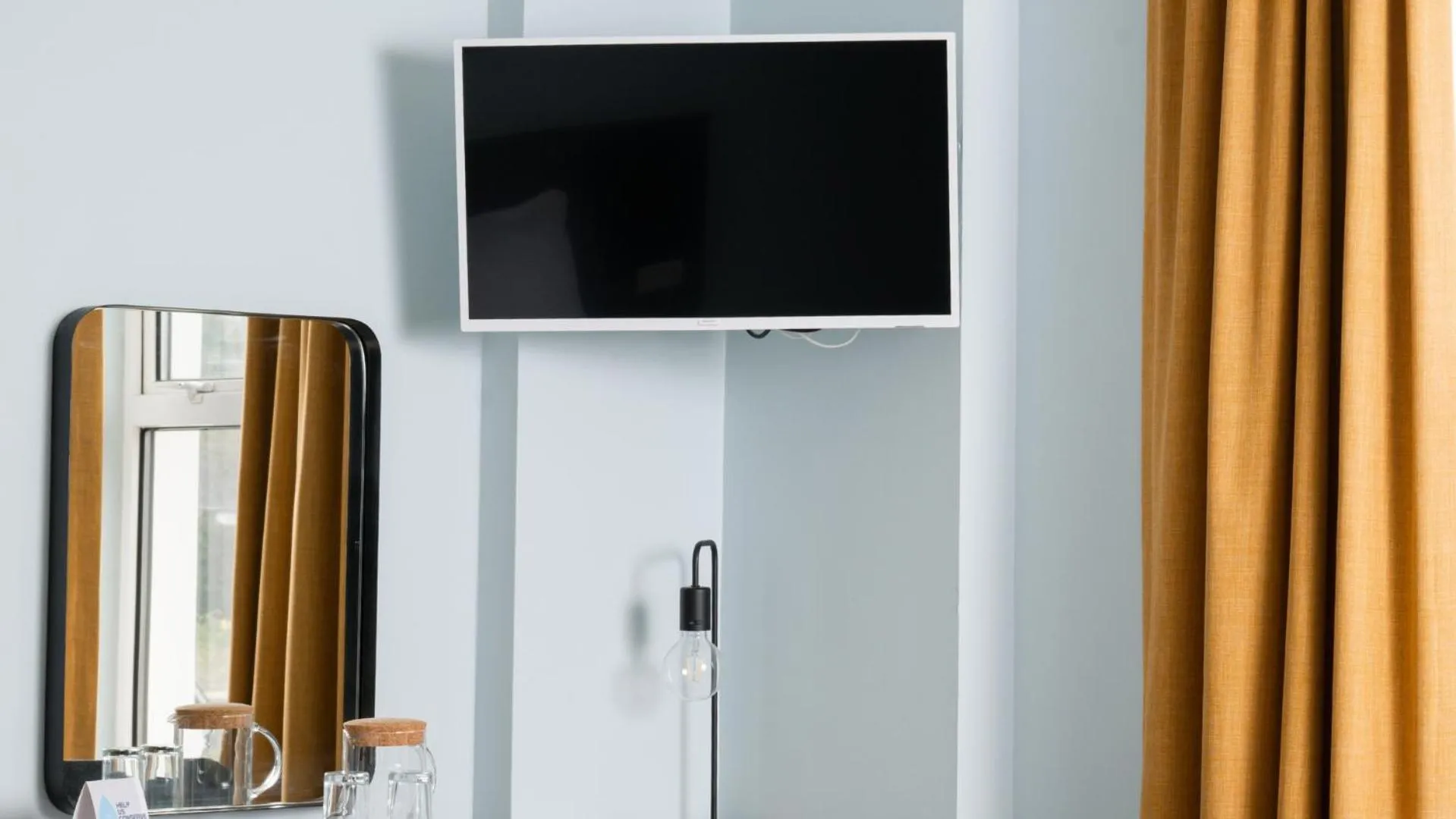 TV and multimedia in Marine Hotel Ballycastle