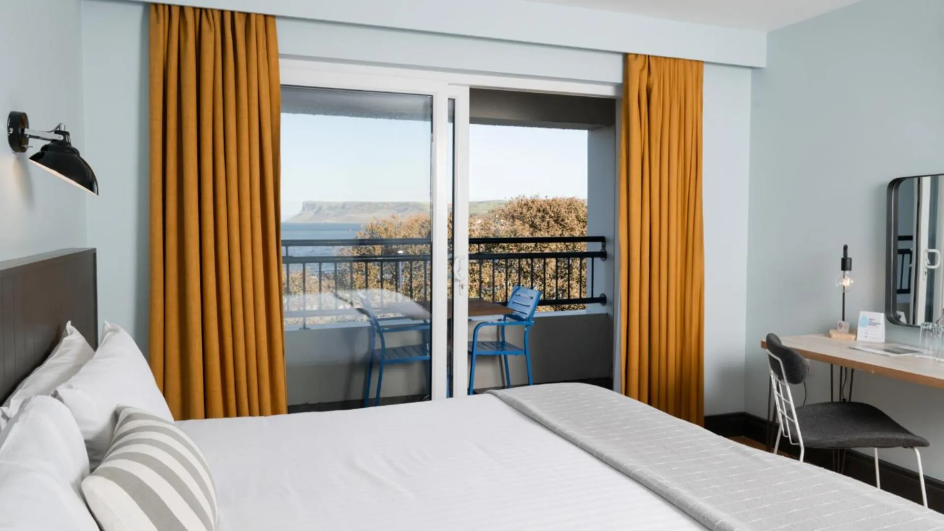 Balcony/Terrace, Bed in Marine Hotel Ballycastle
