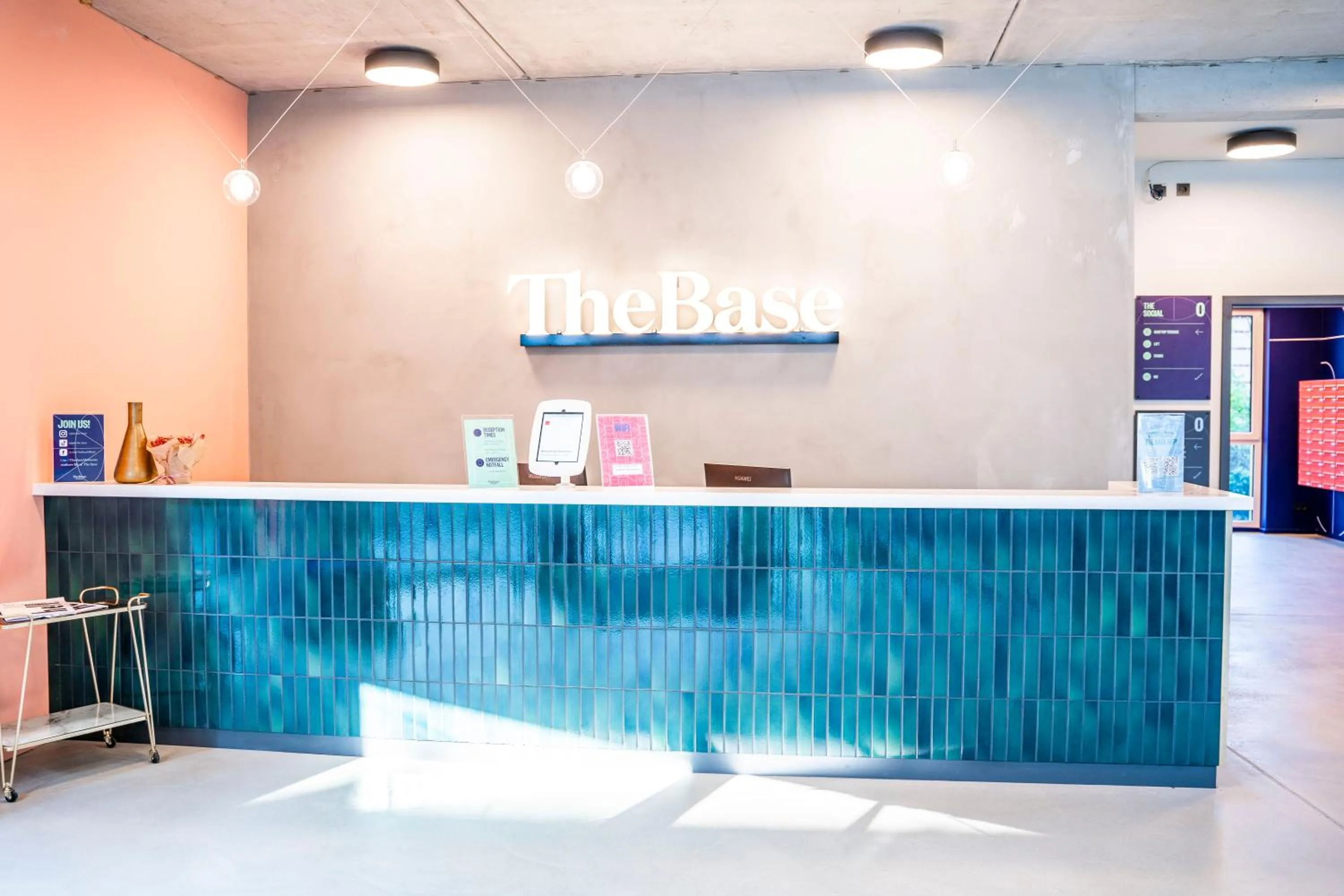 Lobby or reception in The Base Berlin ONE