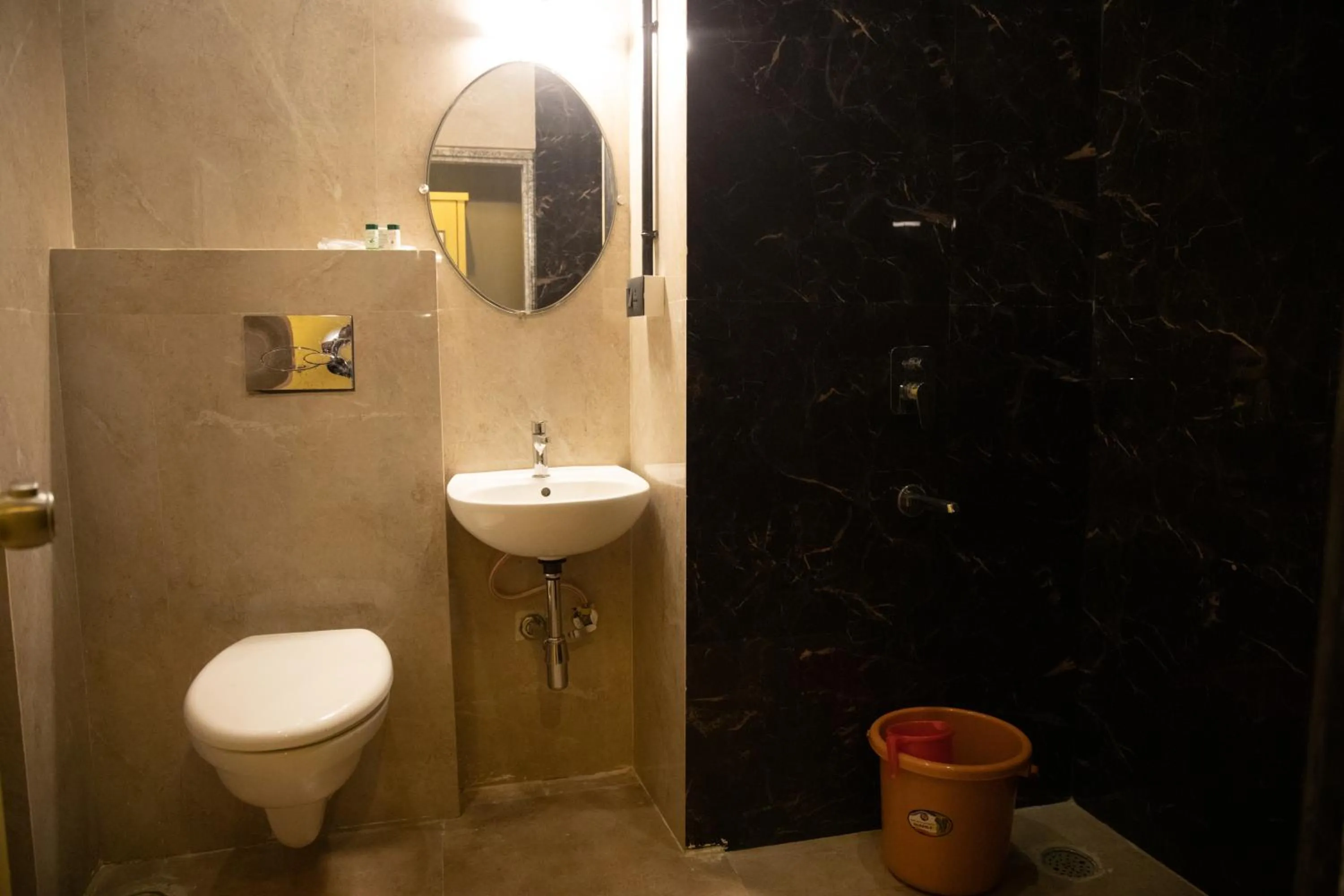 Bathroom in Hotel FORT28