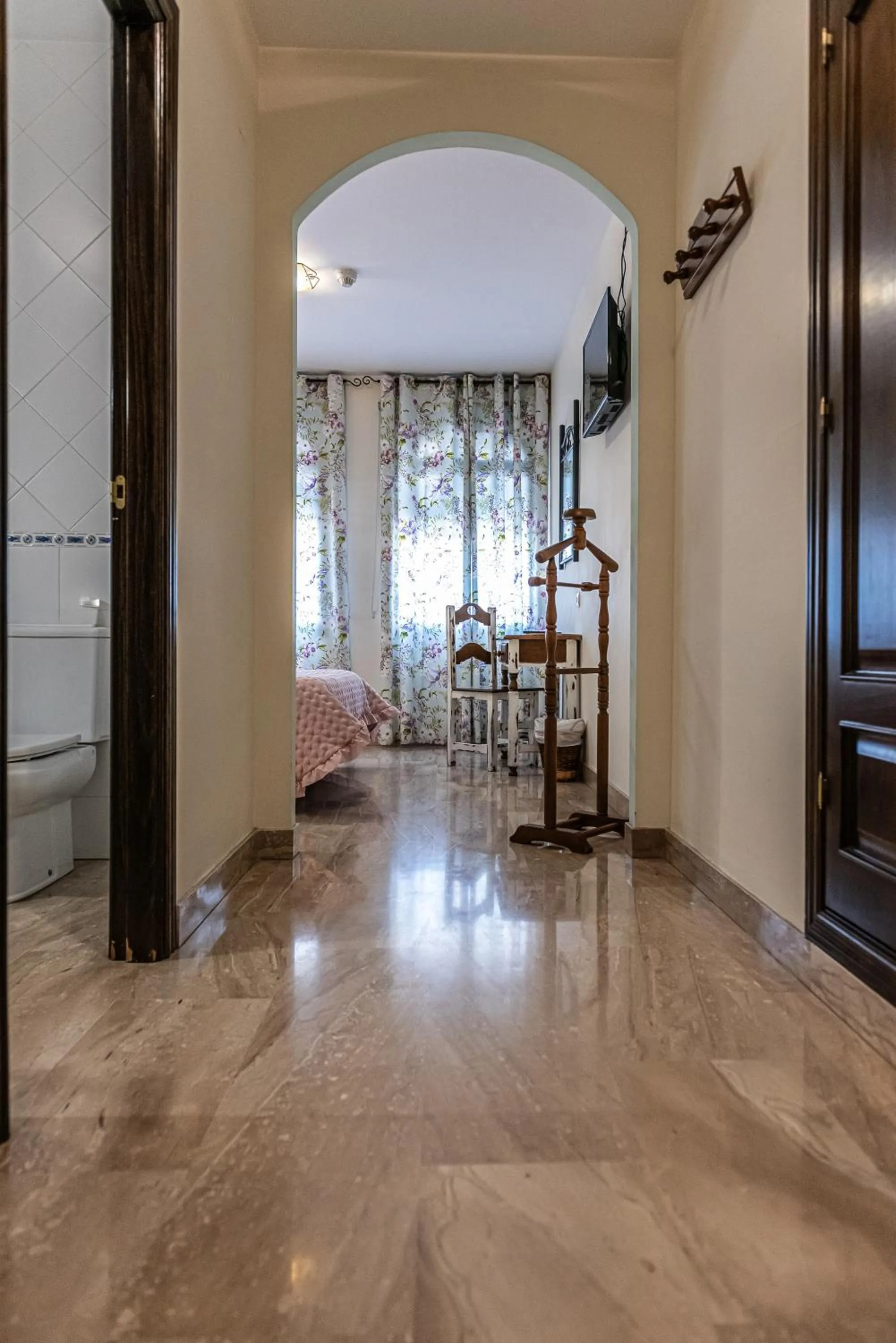 Bed in Hotel Las Rosas