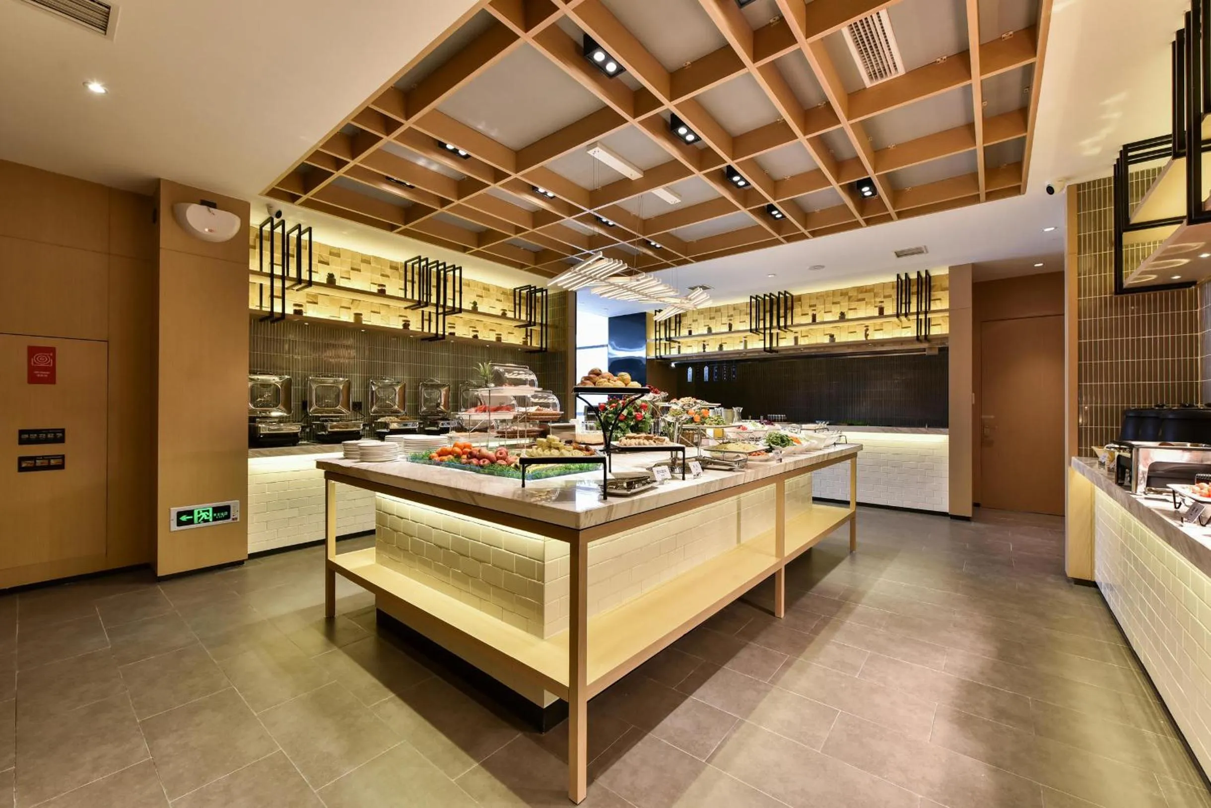 Atour Hotel Dalian Development Zone Jinma Road