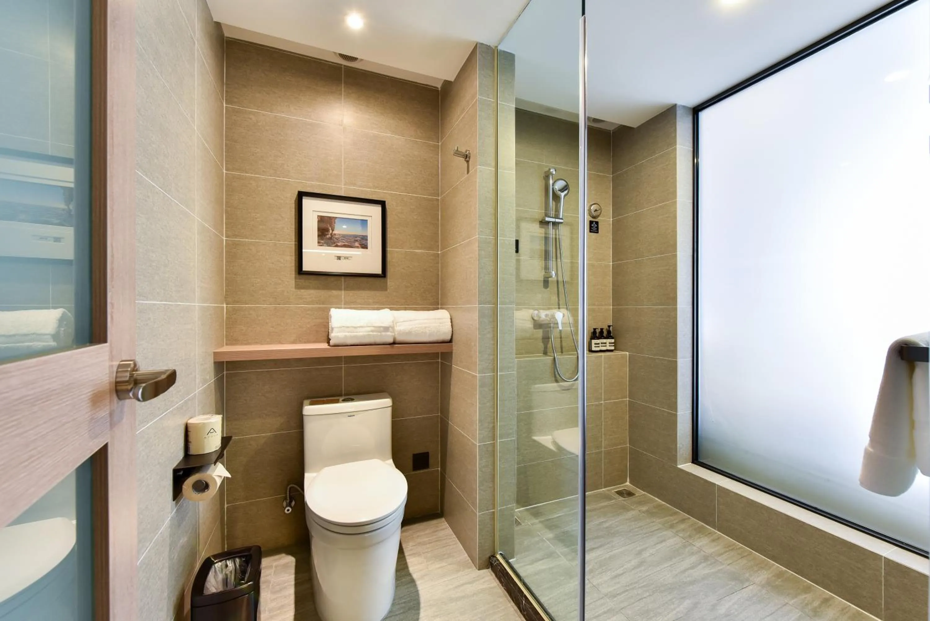 Atour Hotel Dalian Development Zone Jinma Road