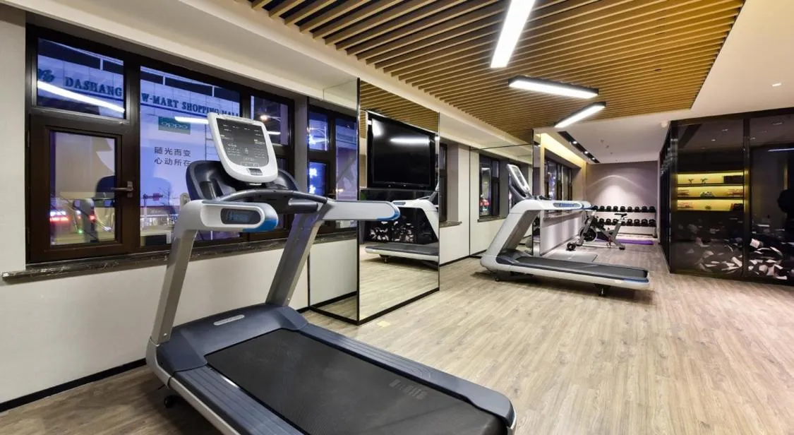 Atour Hotel Dalian Development Zone Jinma Road