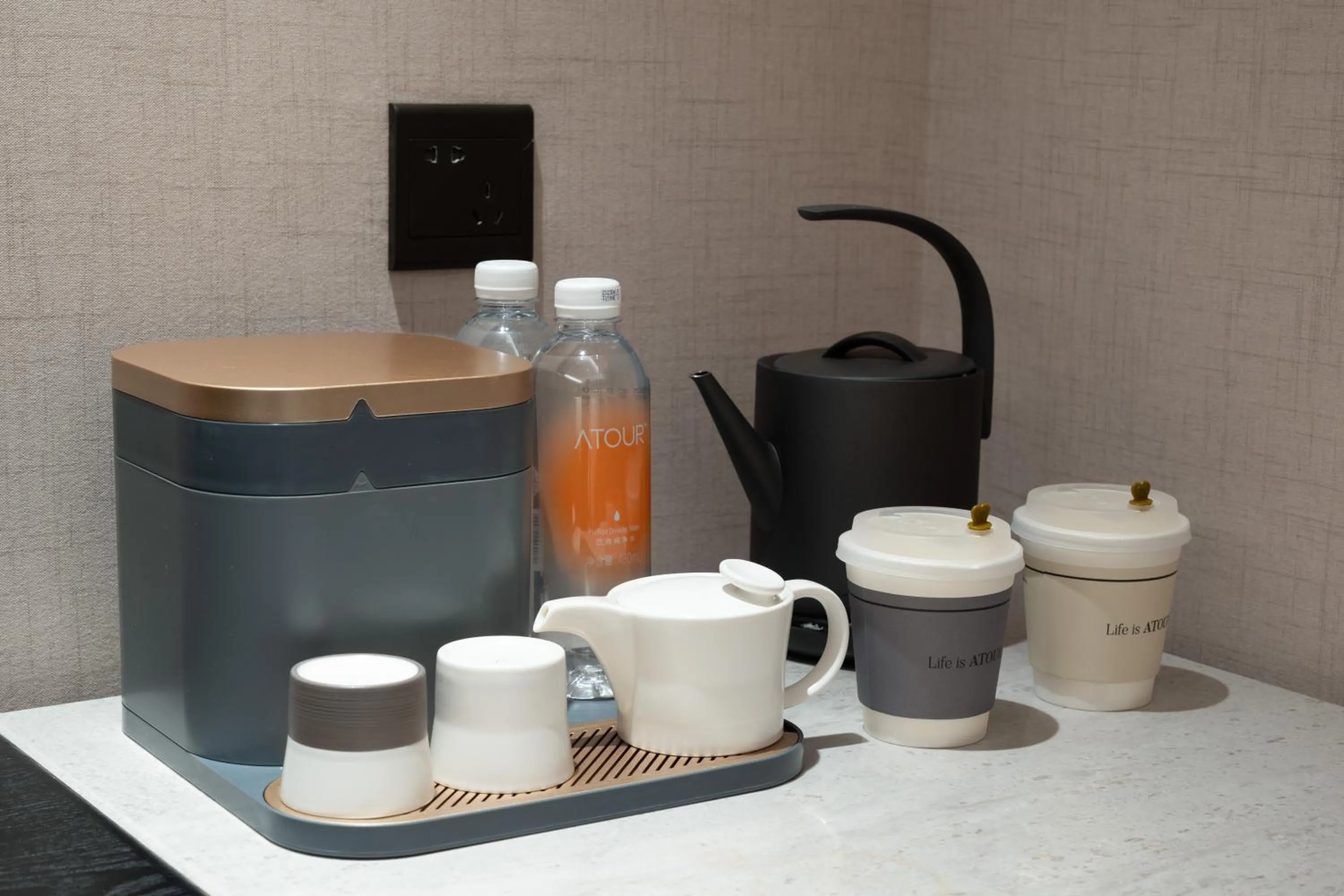 Coffee/tea facilities in Atour Hotel Qingdao Olympic Sailing Center May Fourth Square