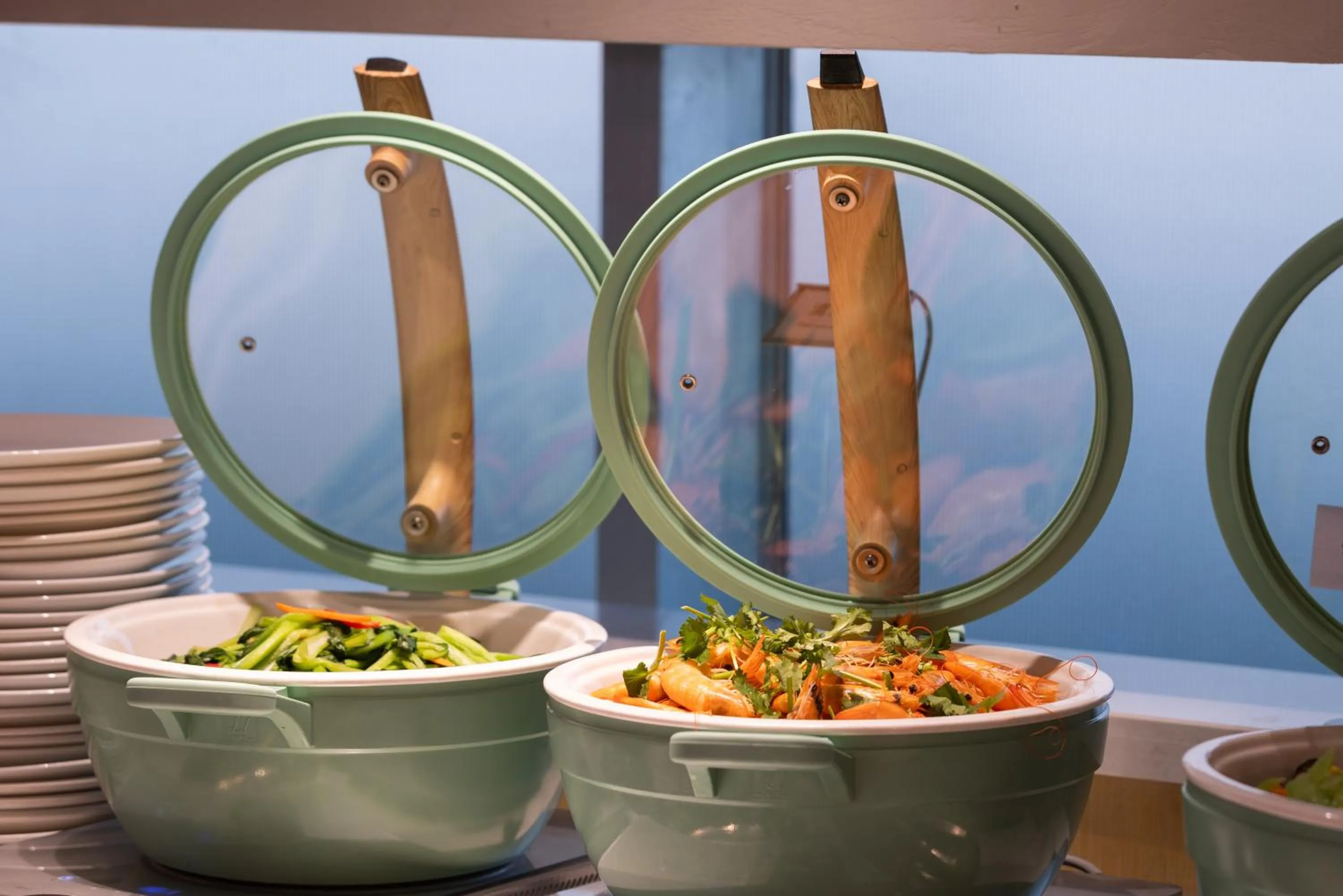 Restaurant/places to eat in Atour Hotel Qingdao Olympic Sailing Center May Fourth Square