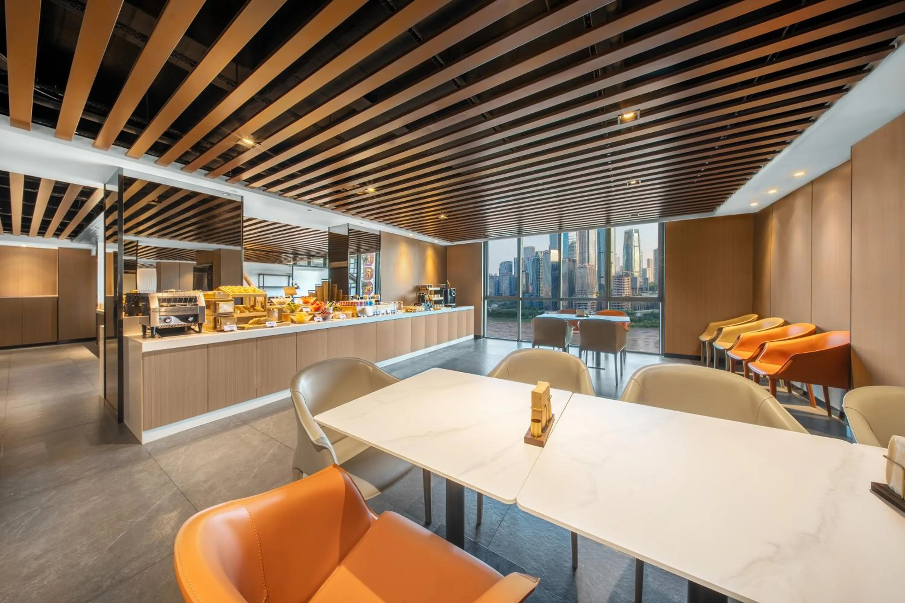 Breakfast in Atour Hotel Chongqing Hongyadong Riverview
