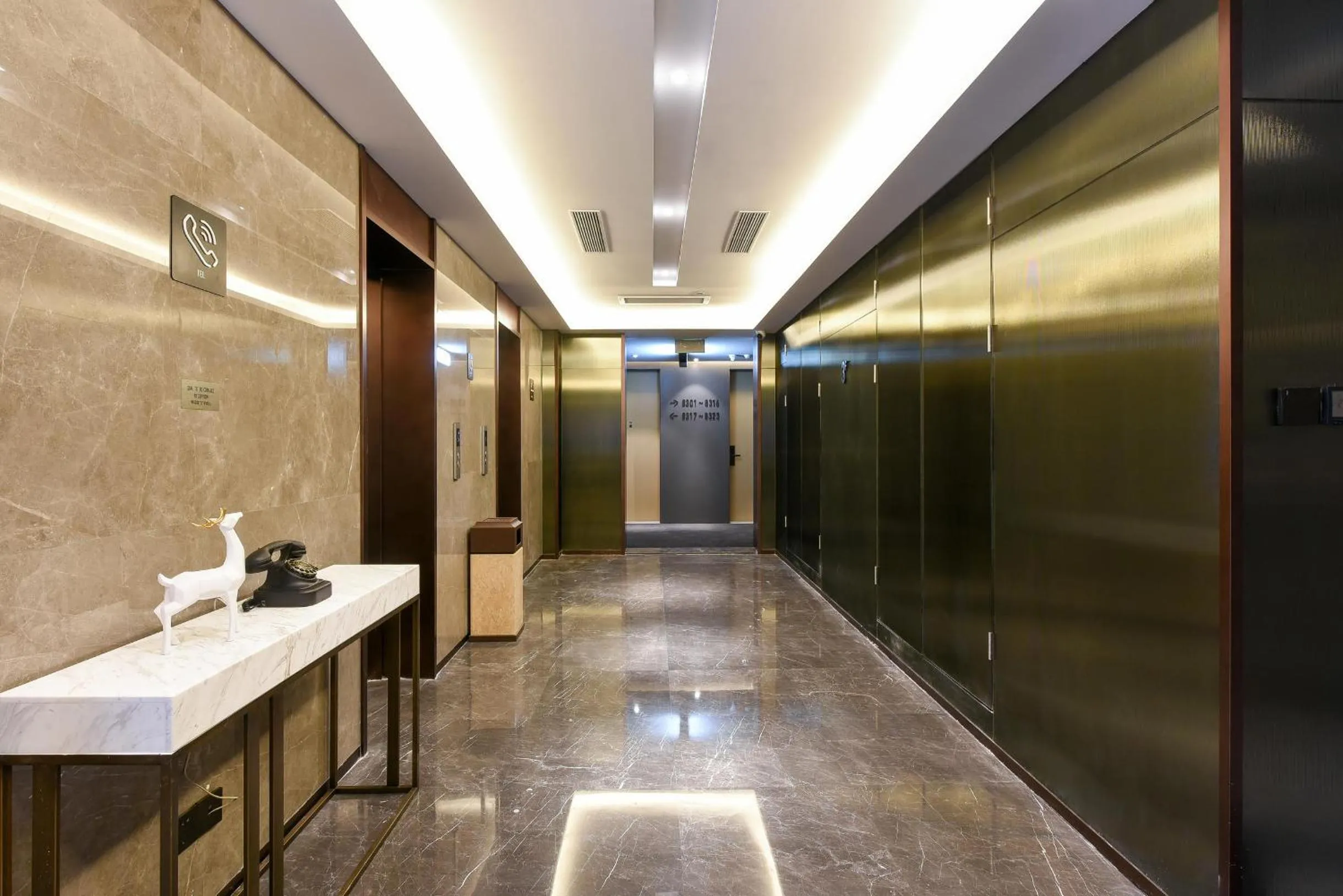 elevator in Atour Hotel Beijing Chaoyangmen