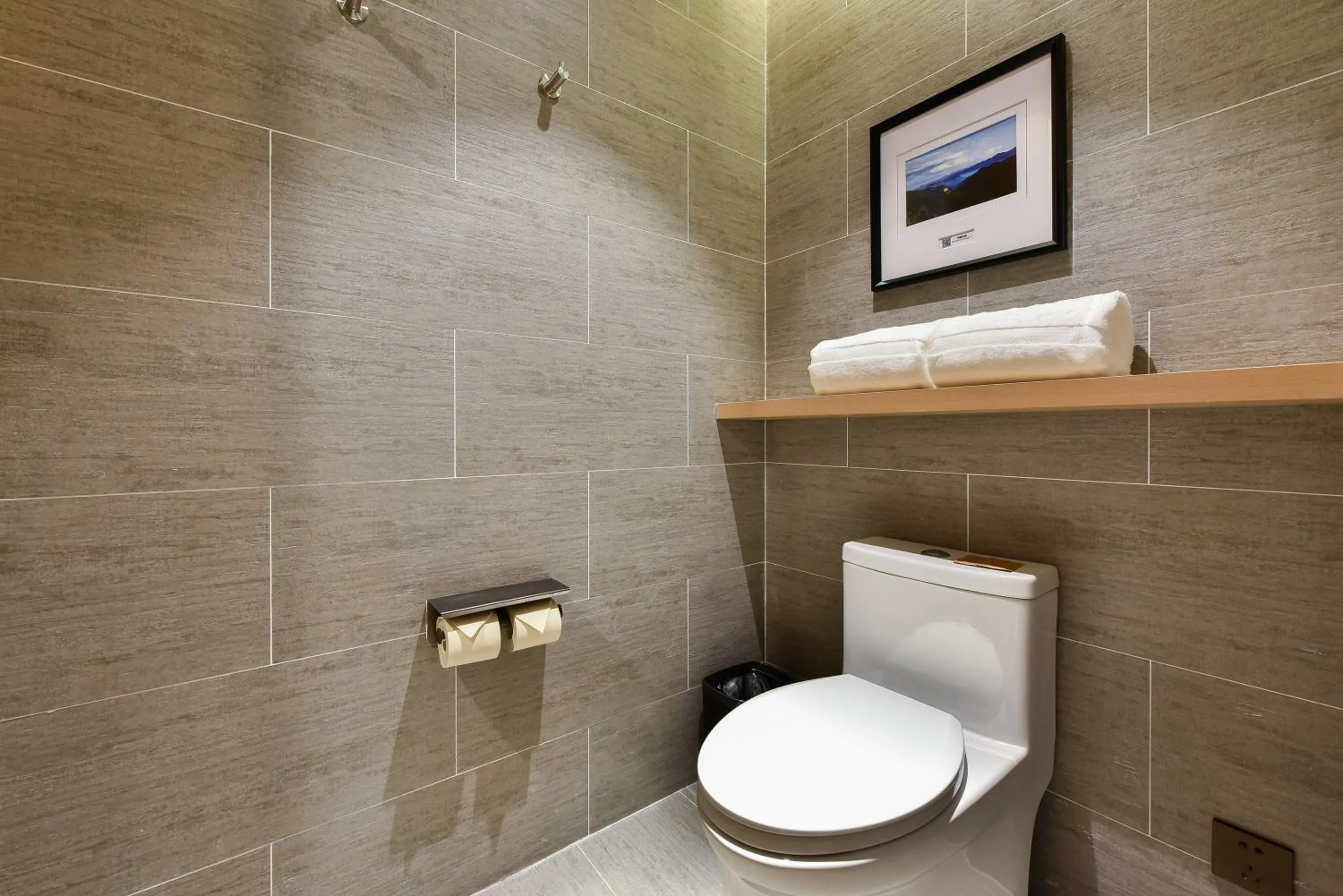 Photo of the whole room in Atour Hotel Beijing Chaoyangmen